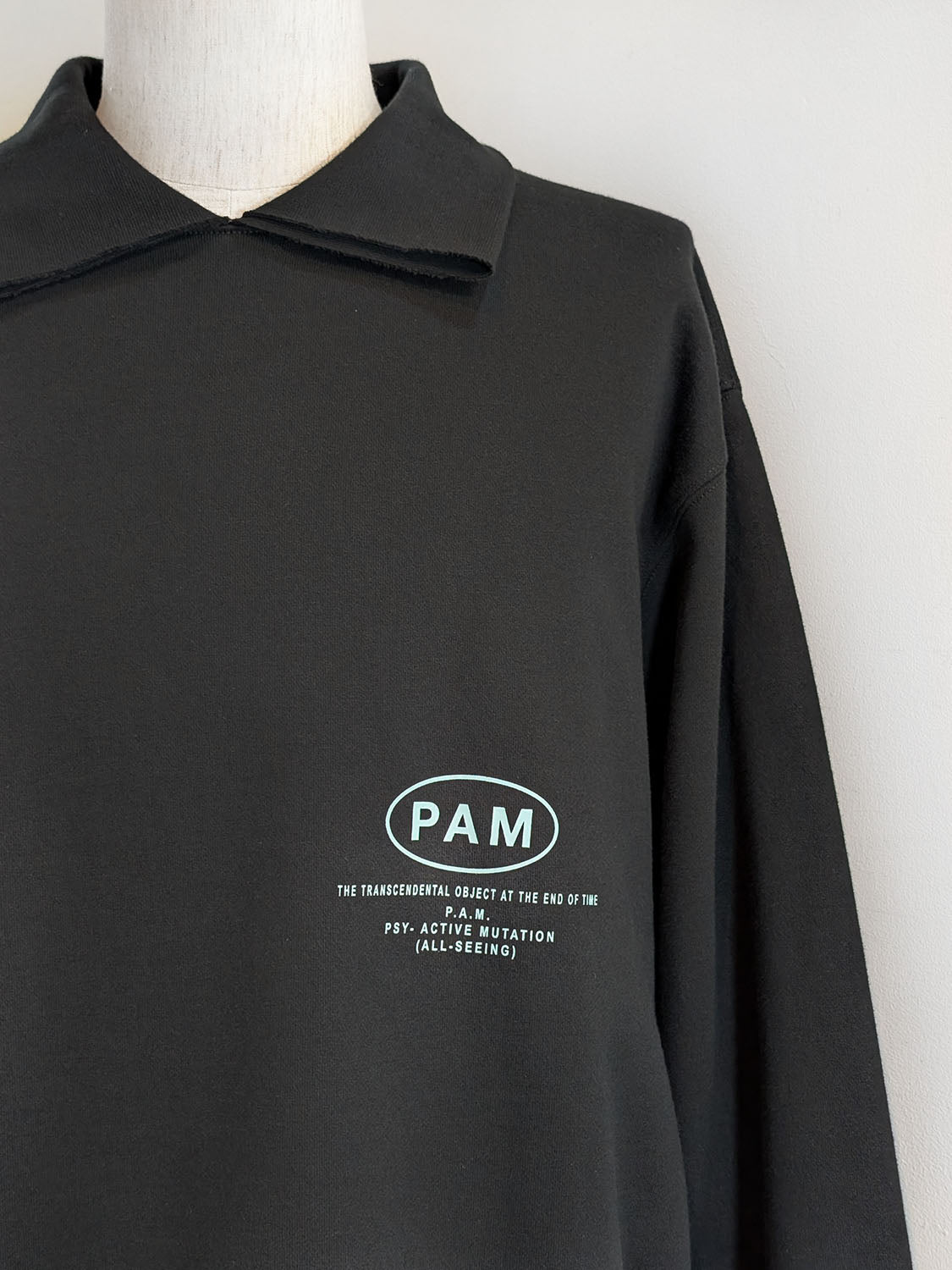 P.A.M BETWEEN CHAOS COLLARED SWEAT
