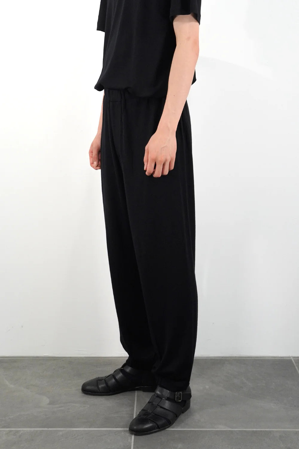 WRAPINKNOT【MCS15・TAPERD JOGGER PANTS】