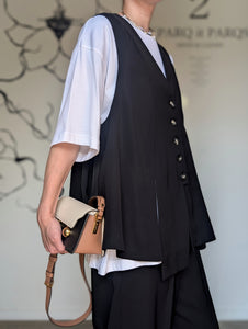 ENFOLD  FLARE VEST