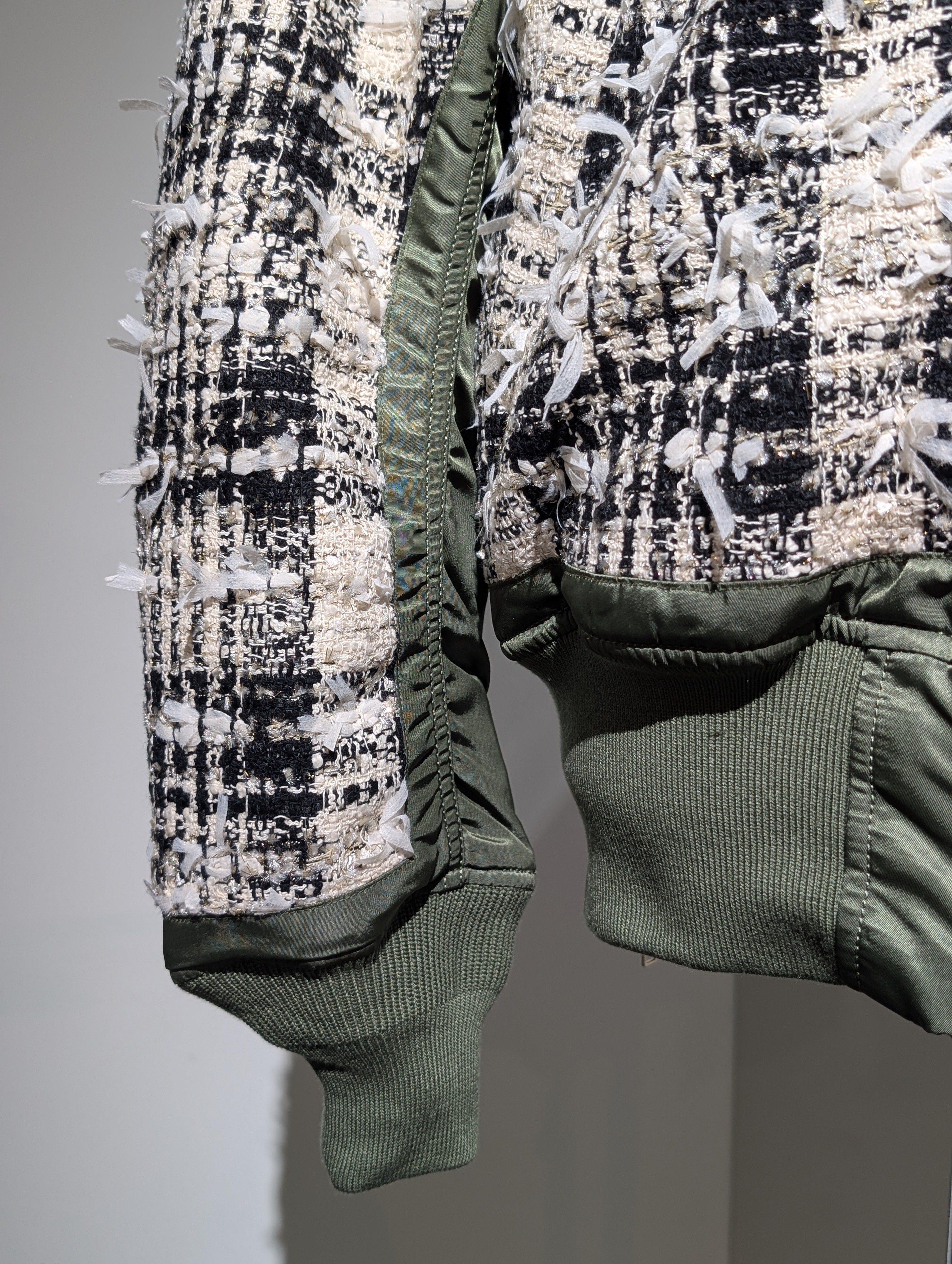 LUTZ HUELLE  PATCH BOMBER V2