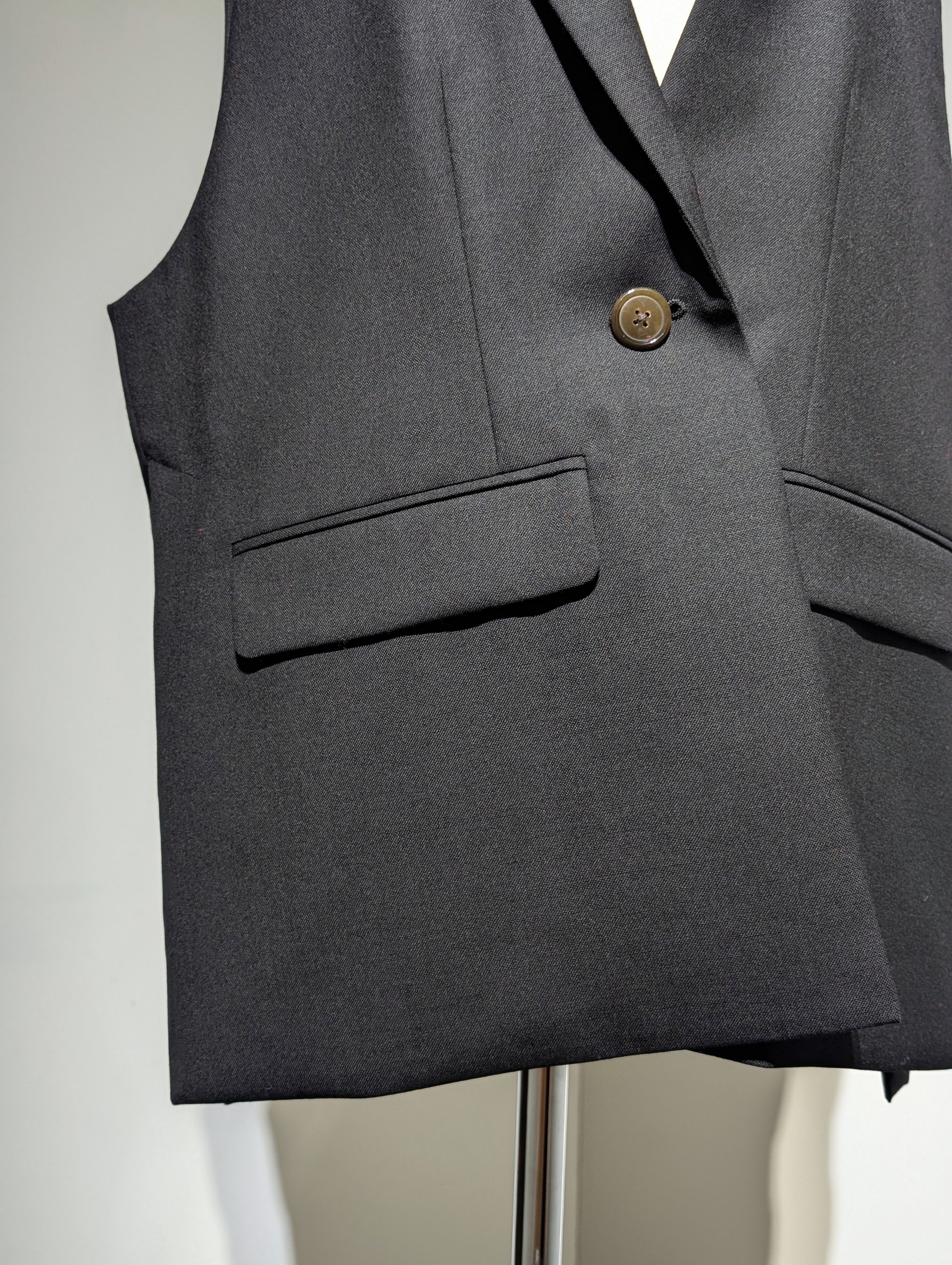 ENFOLD  WIDE TAILORED VEST