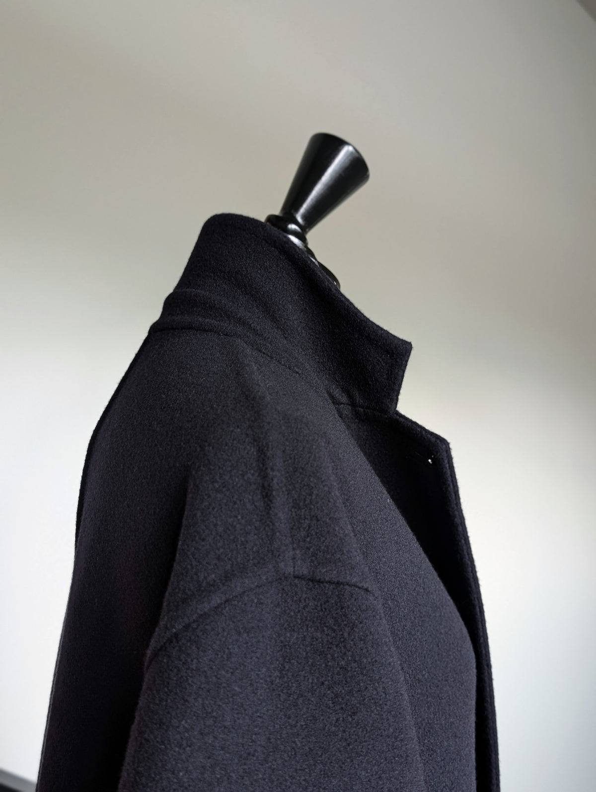 AEHRR 【012 Draping Oval Chester Coat】