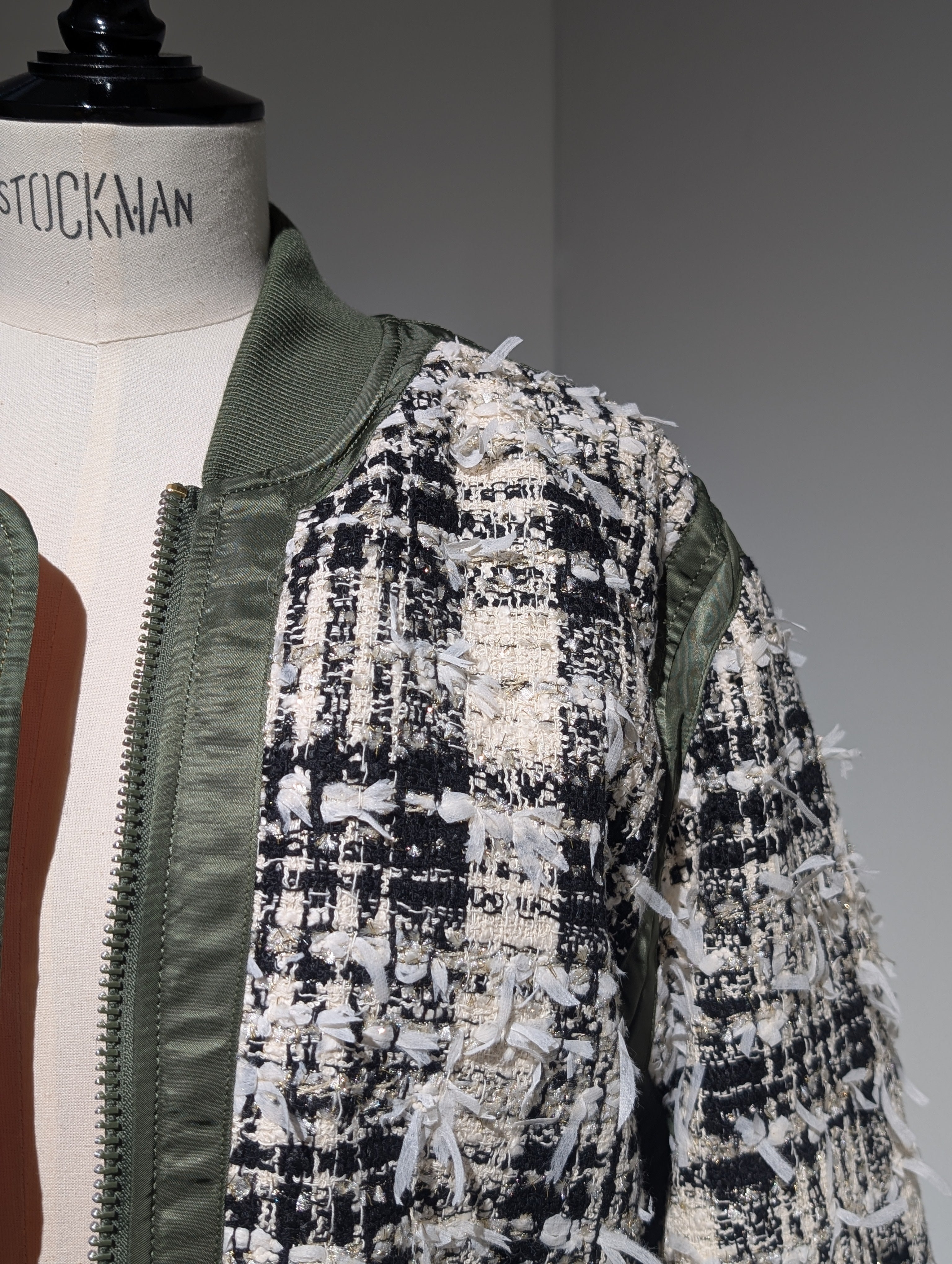 LUTZ HUELLE  PATCH BOMBER V2