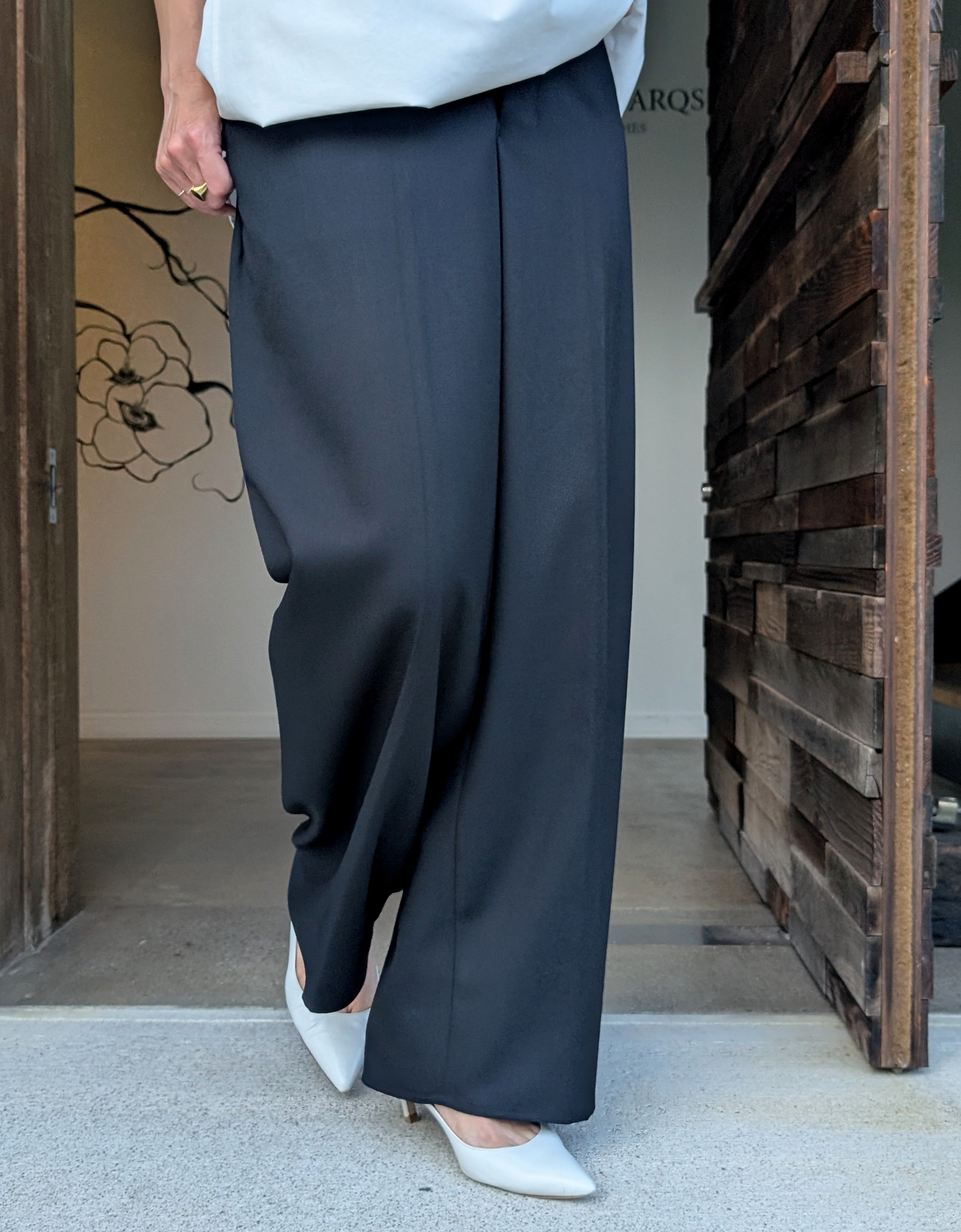 AEHRR 【Draping Crotch Box Pleats Trousers】
