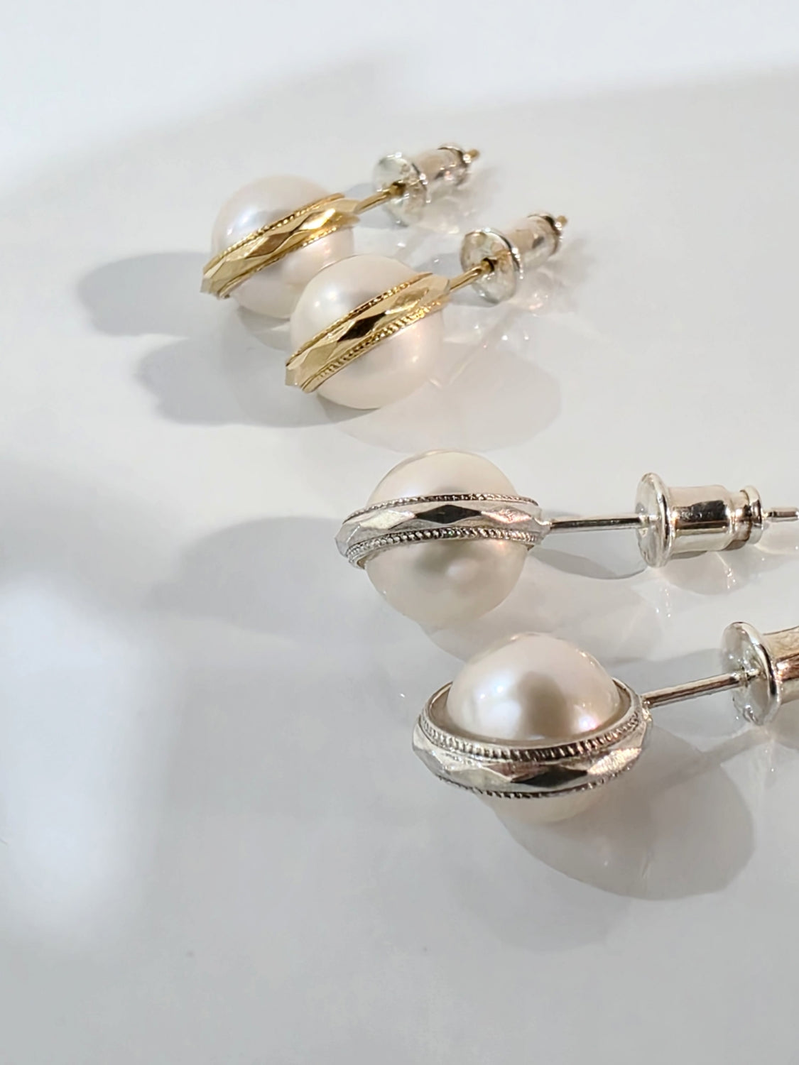 Lemme.  L15101 Samsara Pearl Earrings