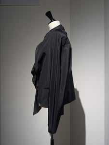 LUTZ HUELLE  TWIST TOP