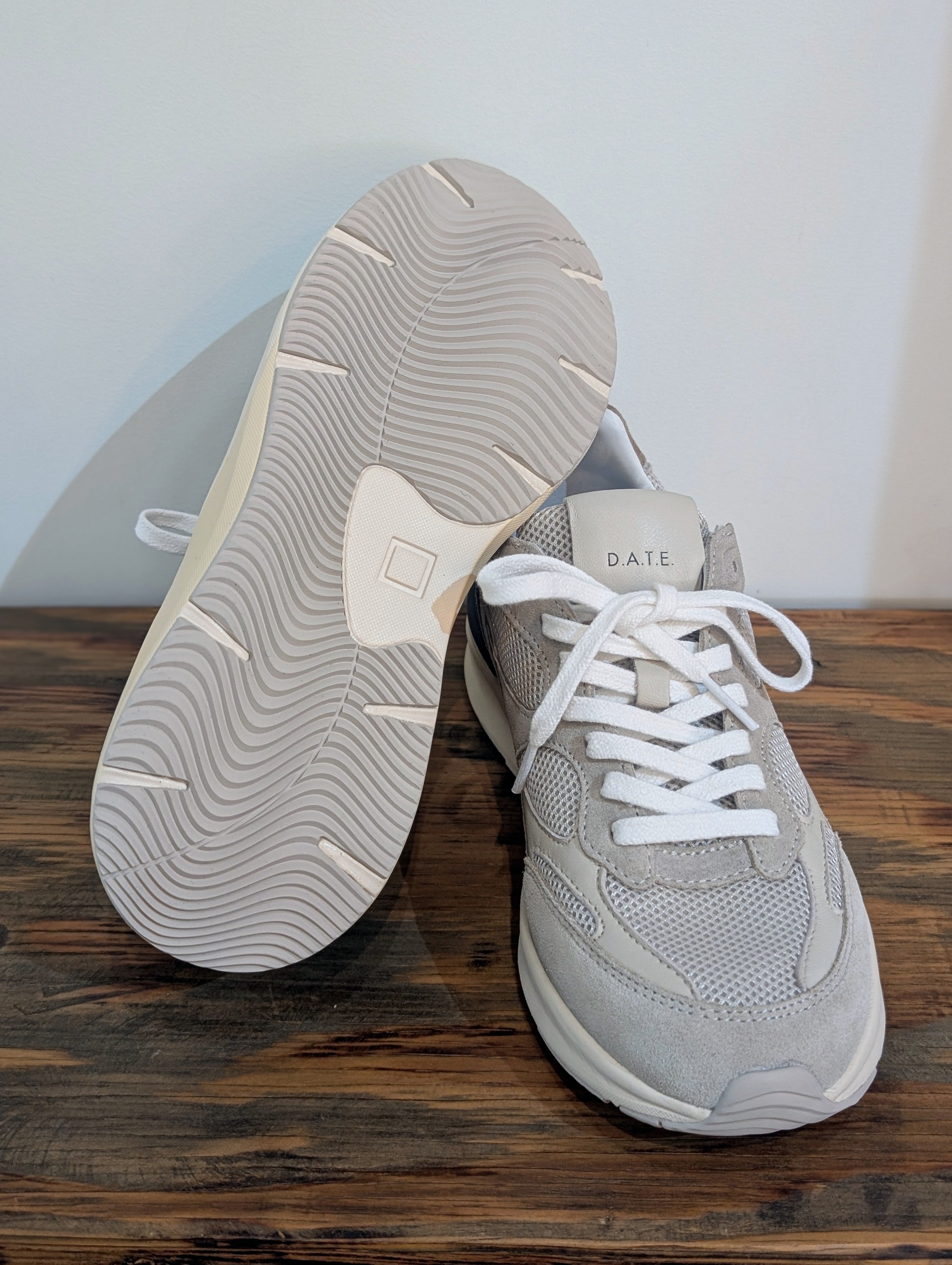 D.A.T.E.【FUGA MESH IVORY】