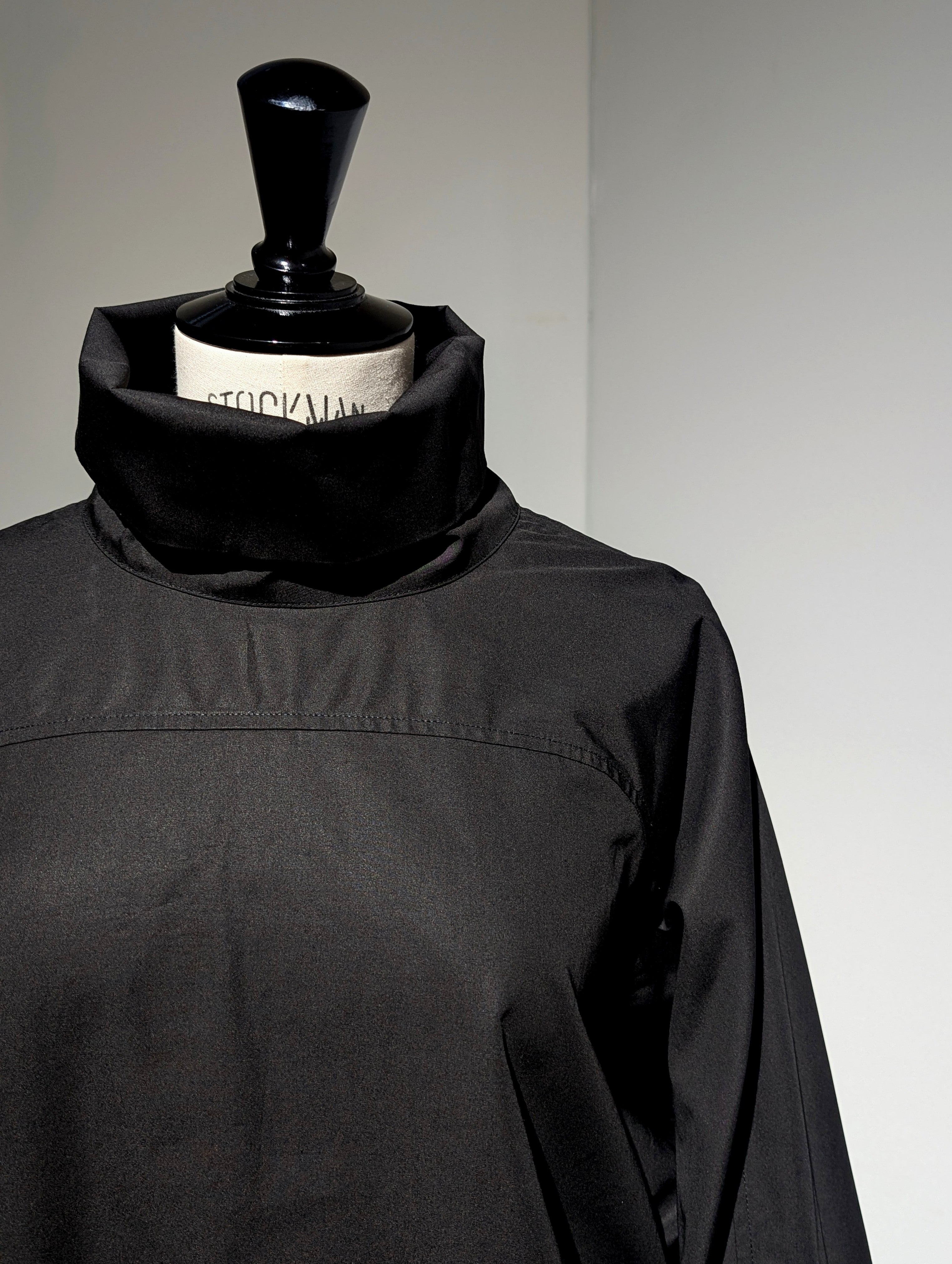 AEHRR 【Draping Yoke Raglan Sleeve Pullover Turtle Shirt】
