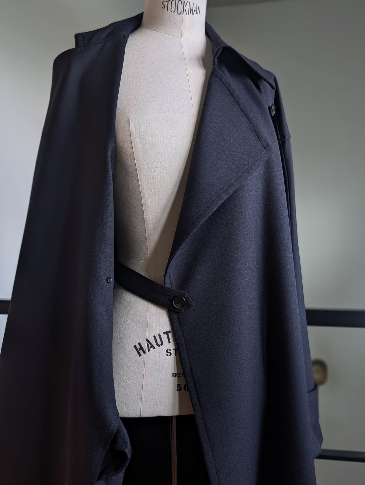 AEHRR 【091 Draping Oversize Wrap Coat】