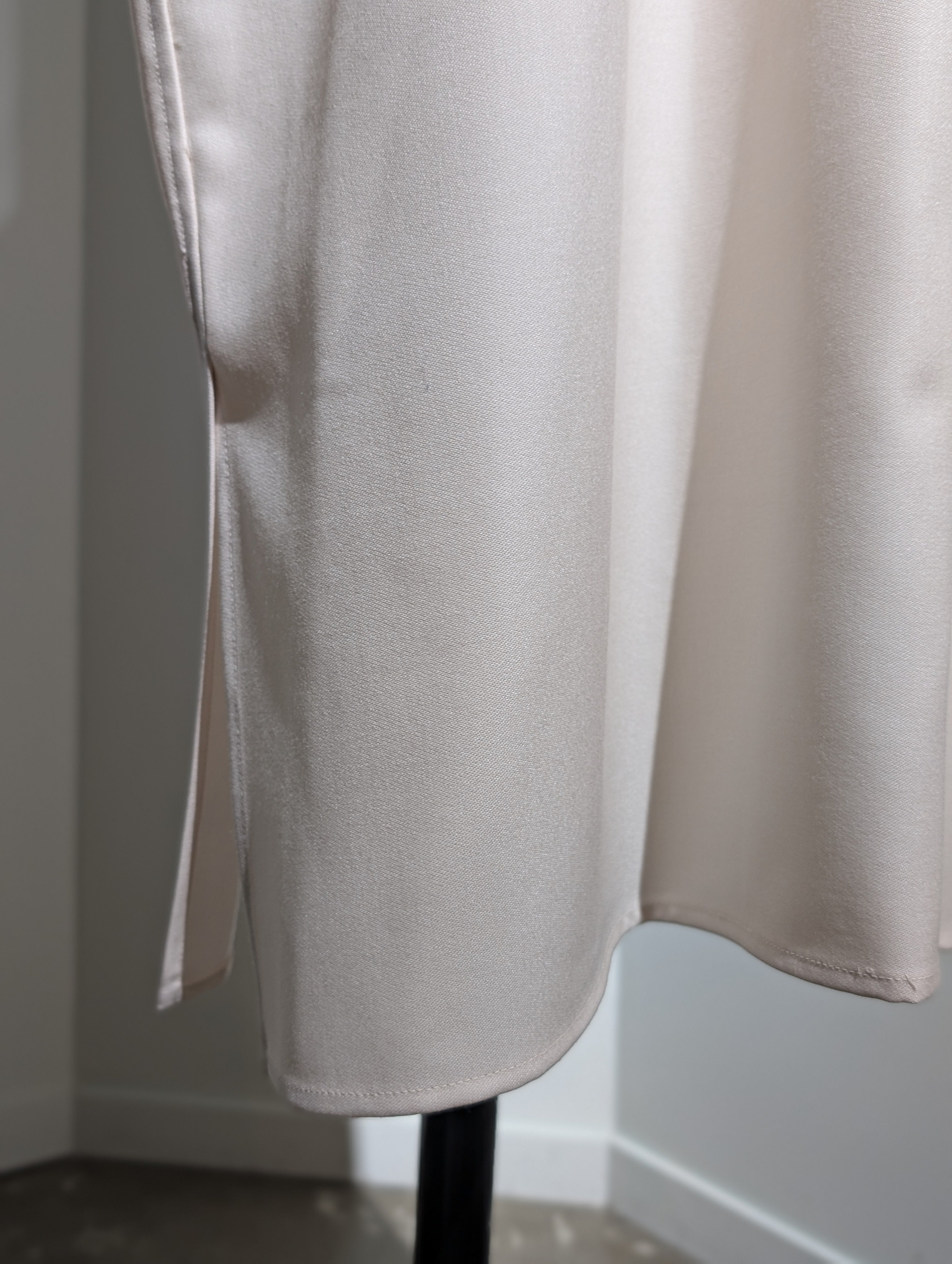 AEHRR 【Draping Yoke Raglan Sleeve C/N OP】