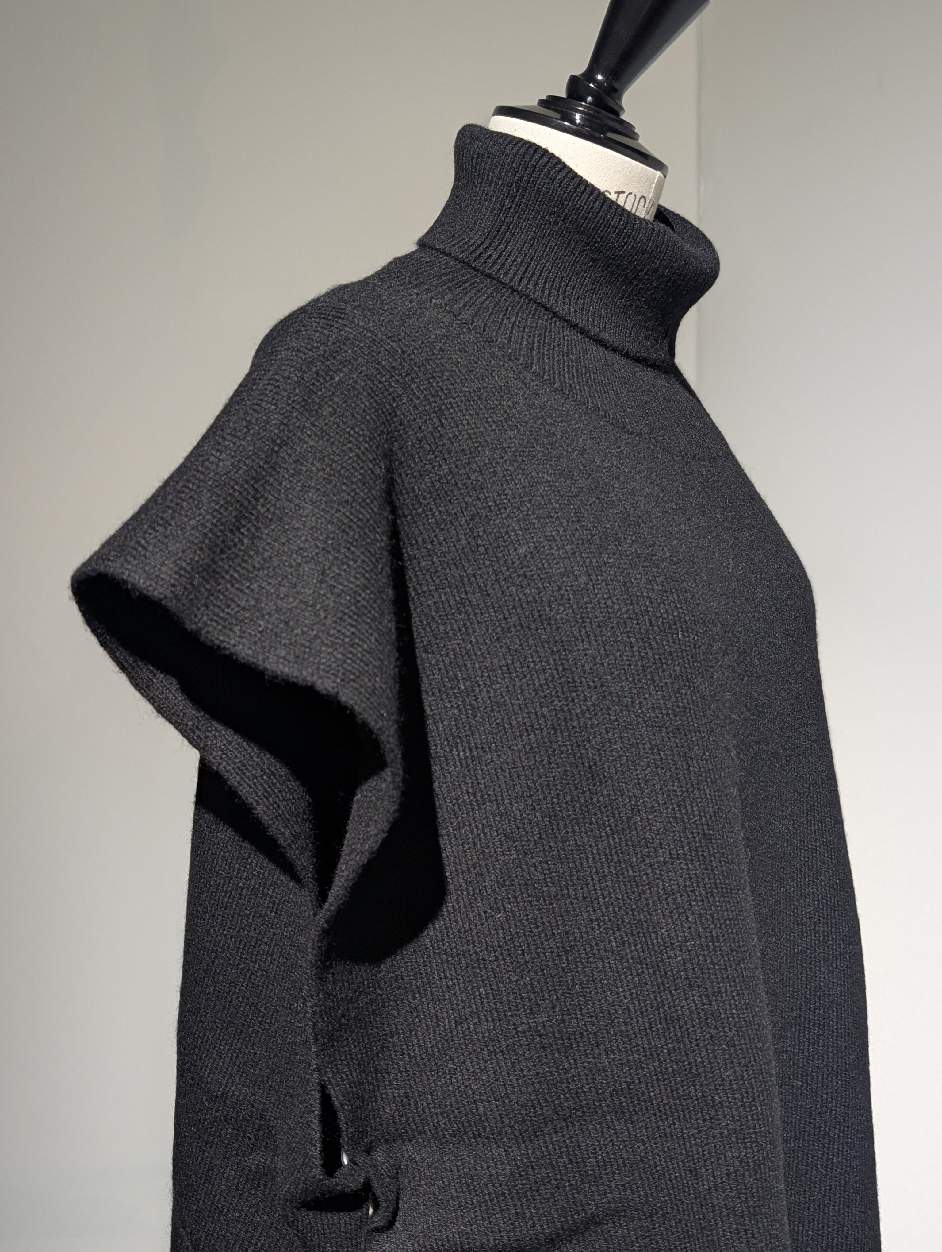 SEEALL  SAW51 KJ604S (YAK SMOOTH) OVERSIZE poncho