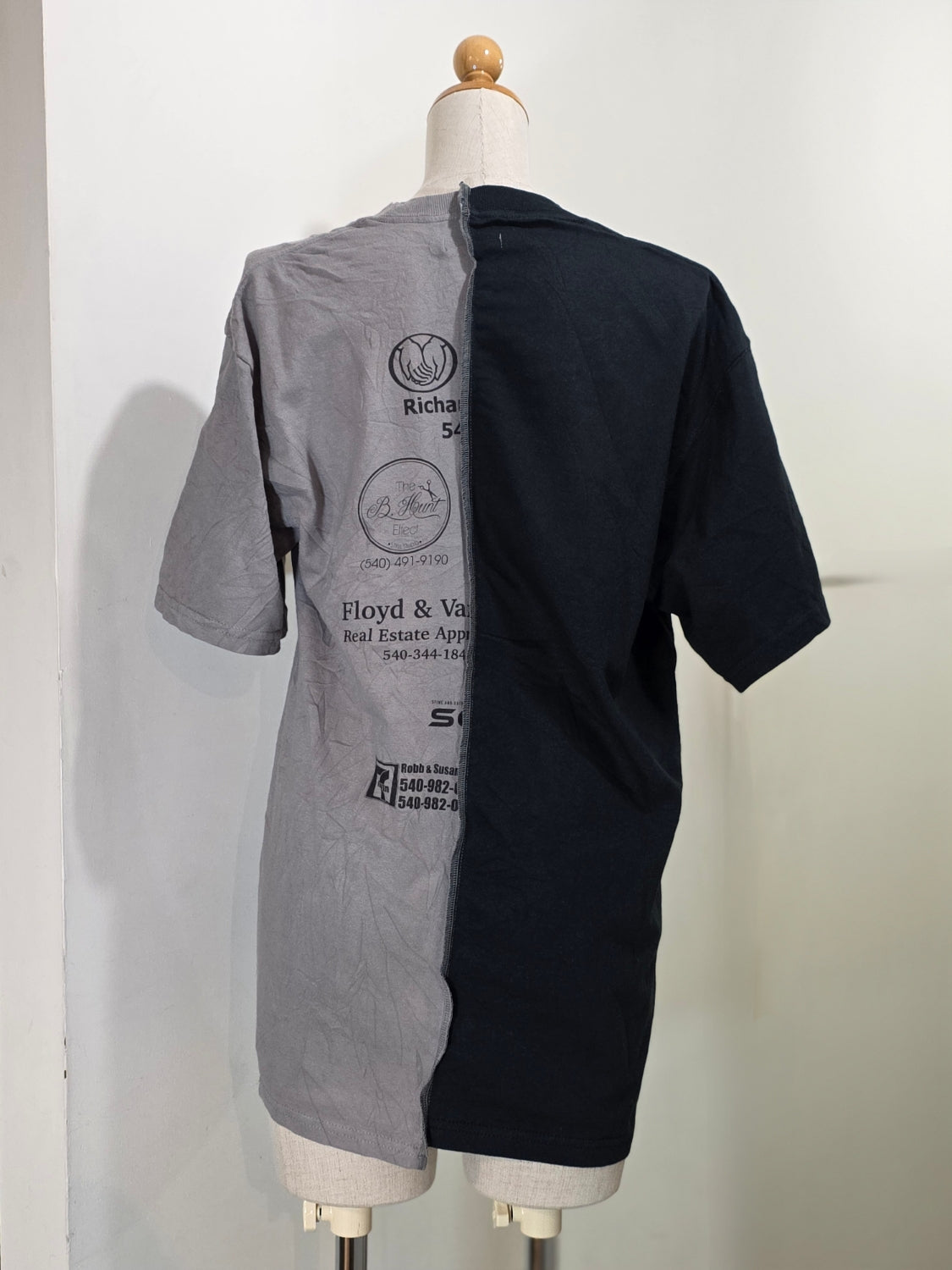 QUIITO HALF LOGO TEE