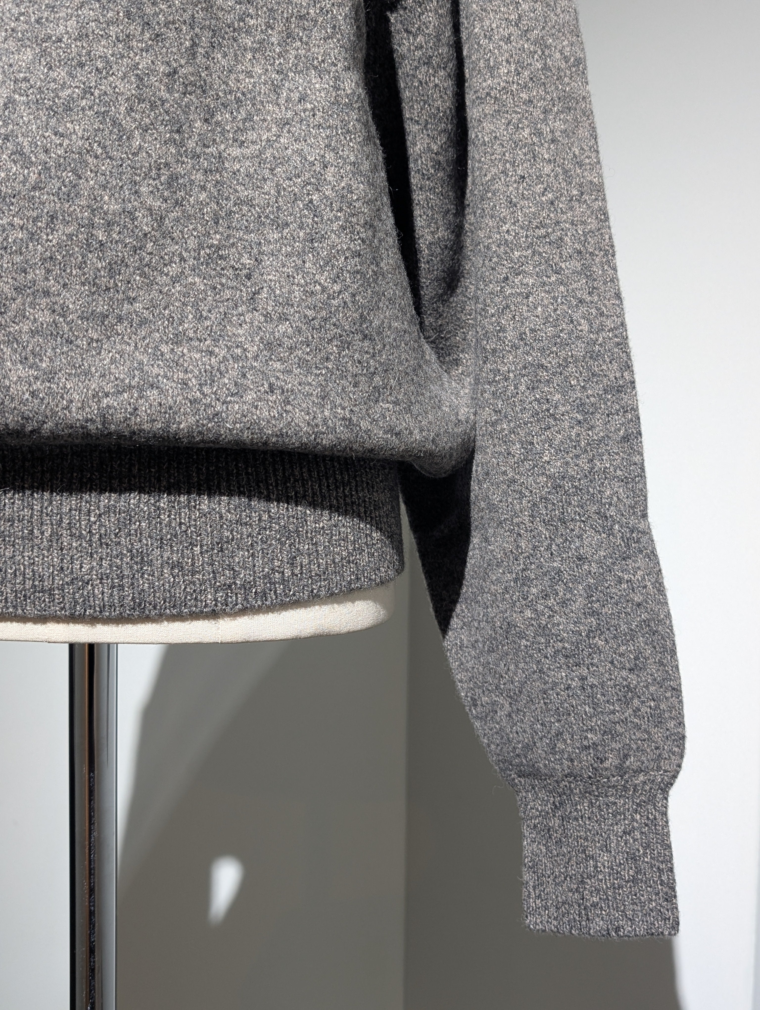 AEHRR 【Draping C/N PullOver】