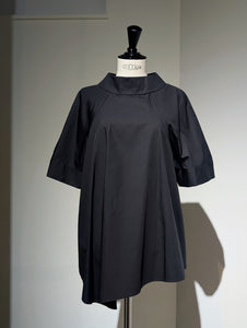 ENFOLD  HIGH-NECK BLOUSE