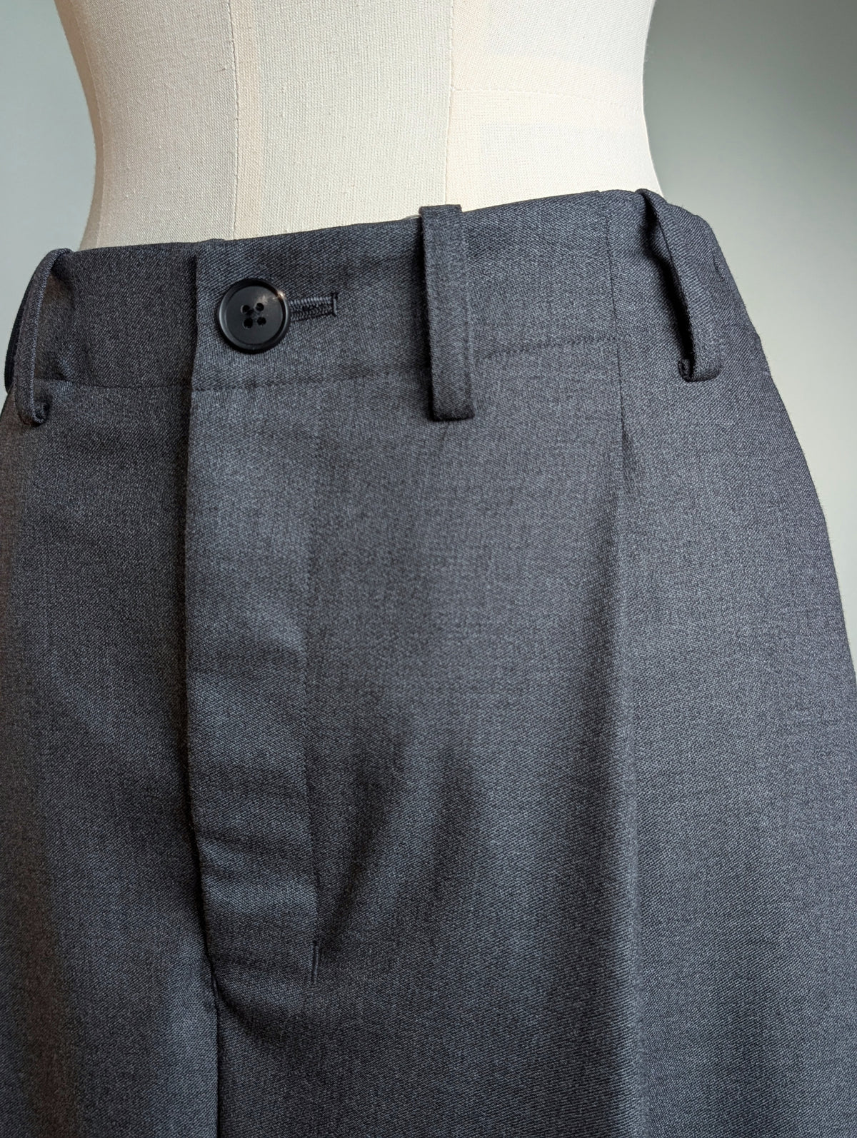 AEHRR 【089 Draping One Tuck Box Pleat Trousers】