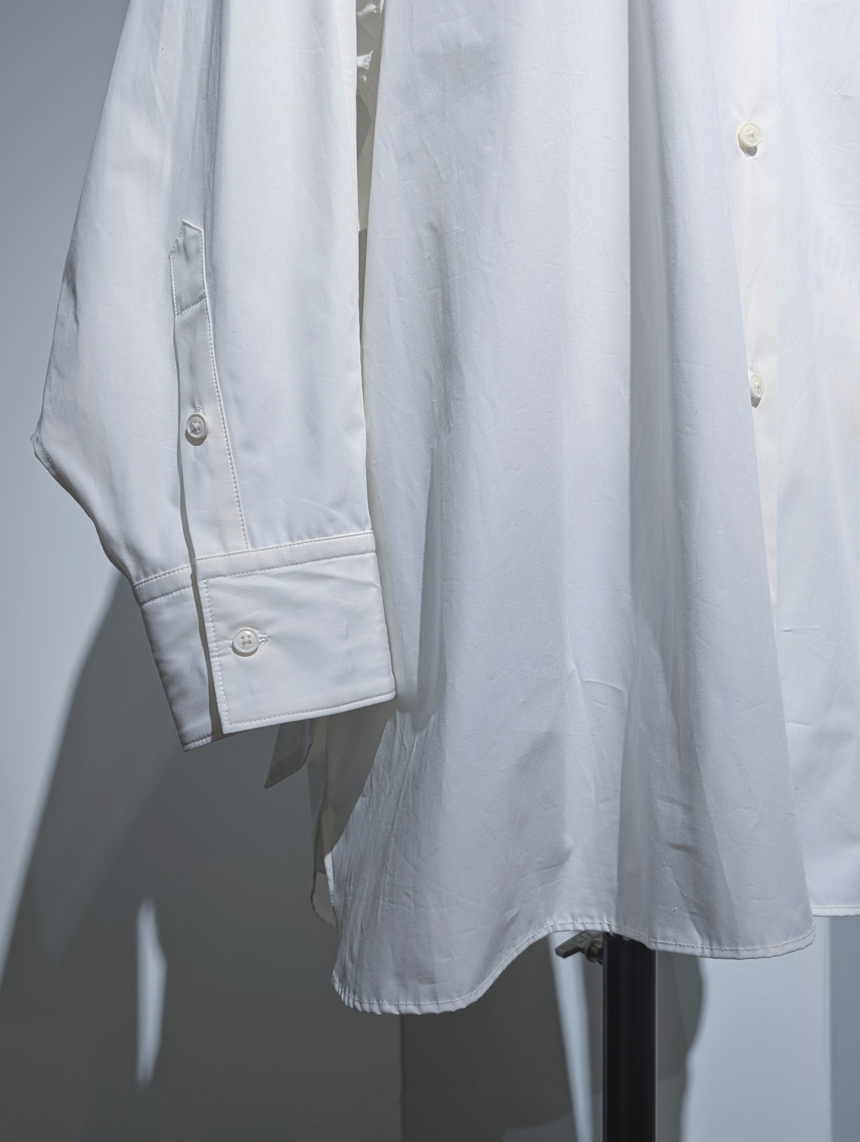 AEHRR 【Draping Yoke Raglan Sleeve Shirt】