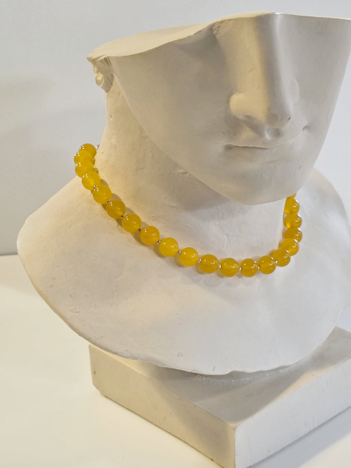 Lemme.  Stone Necklace Yellow
