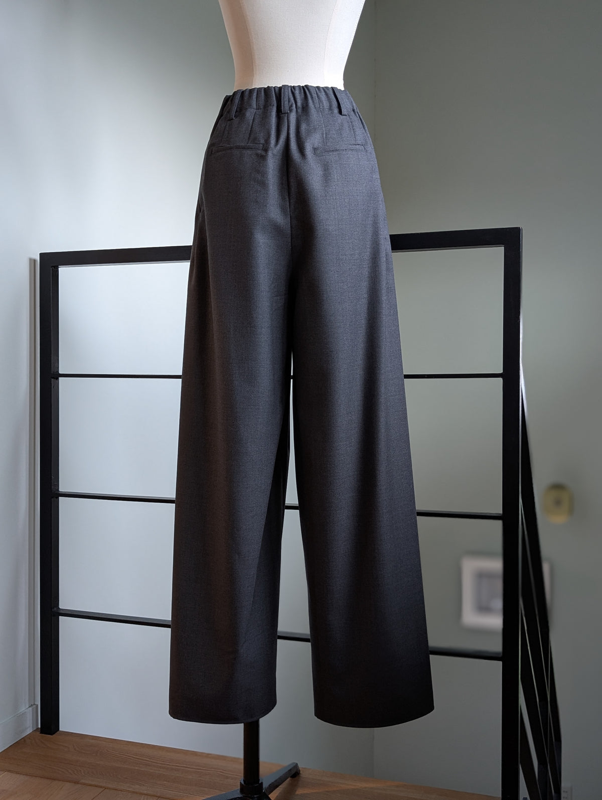 AEHRR 【089 Draping One Tuck Box Pleat Trousers】