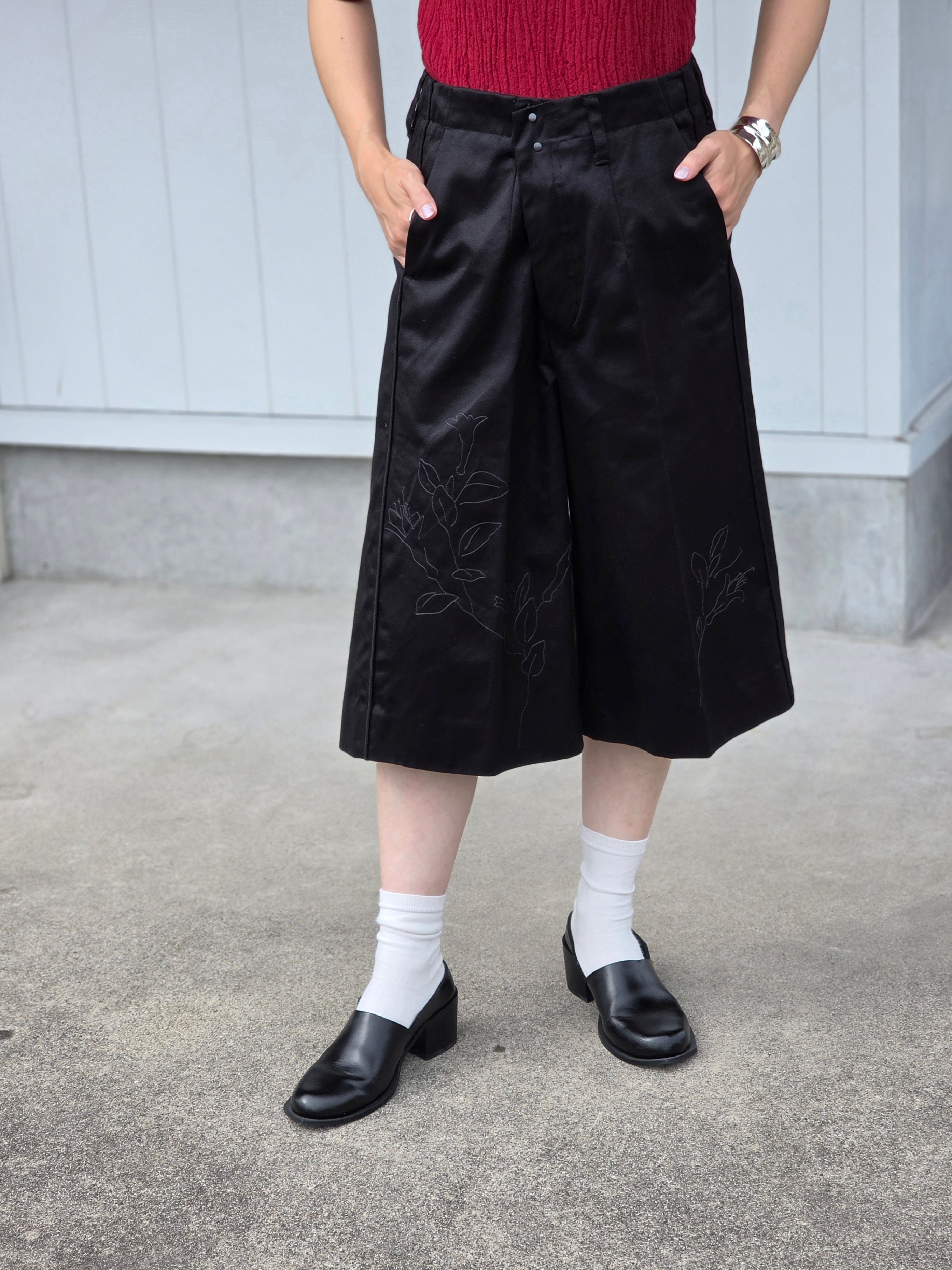 TANAKA  ST-253-BKE THE SHORTS (BLACK EMBROIDERY)