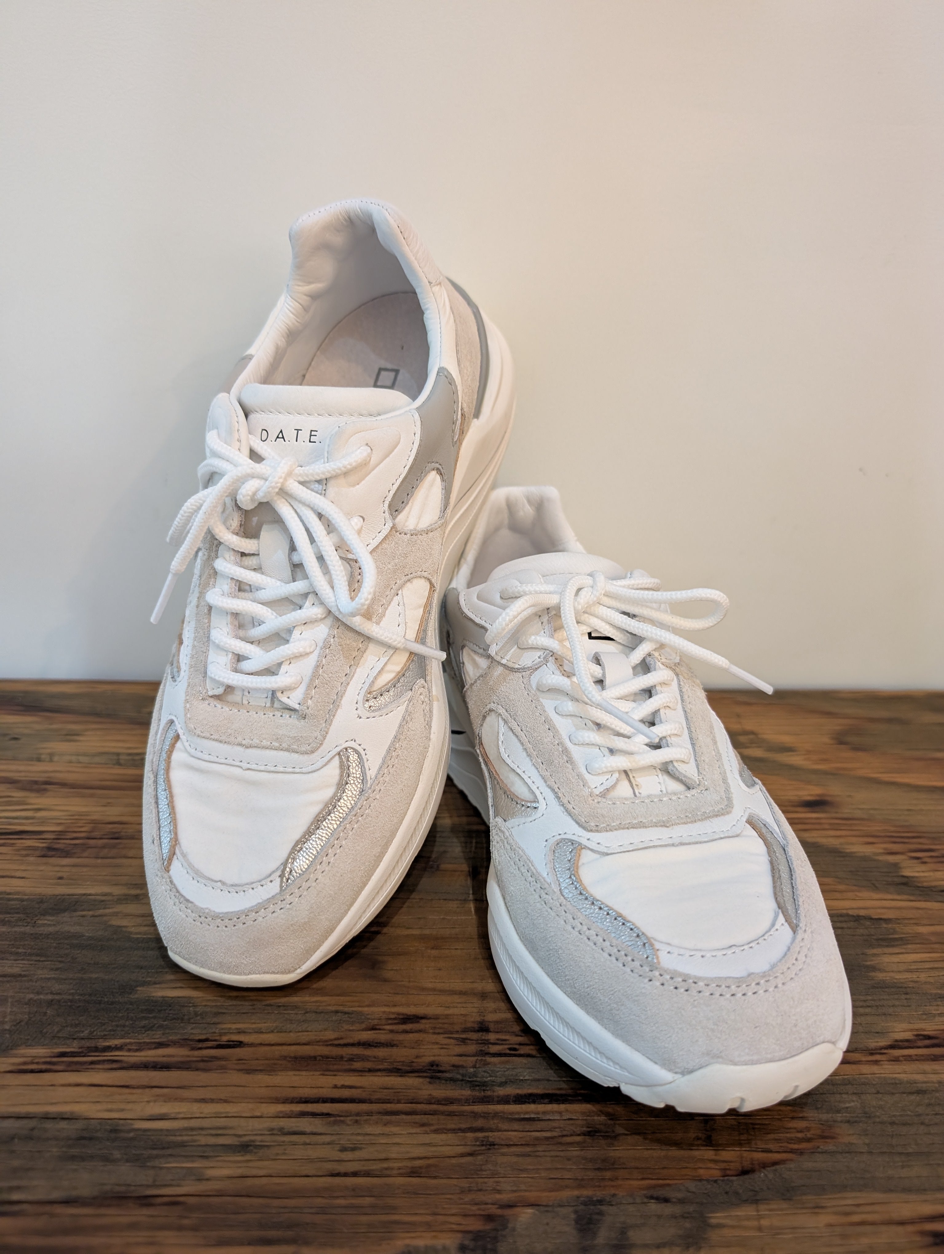D.A.T.E.【FG SHINY WHITE】