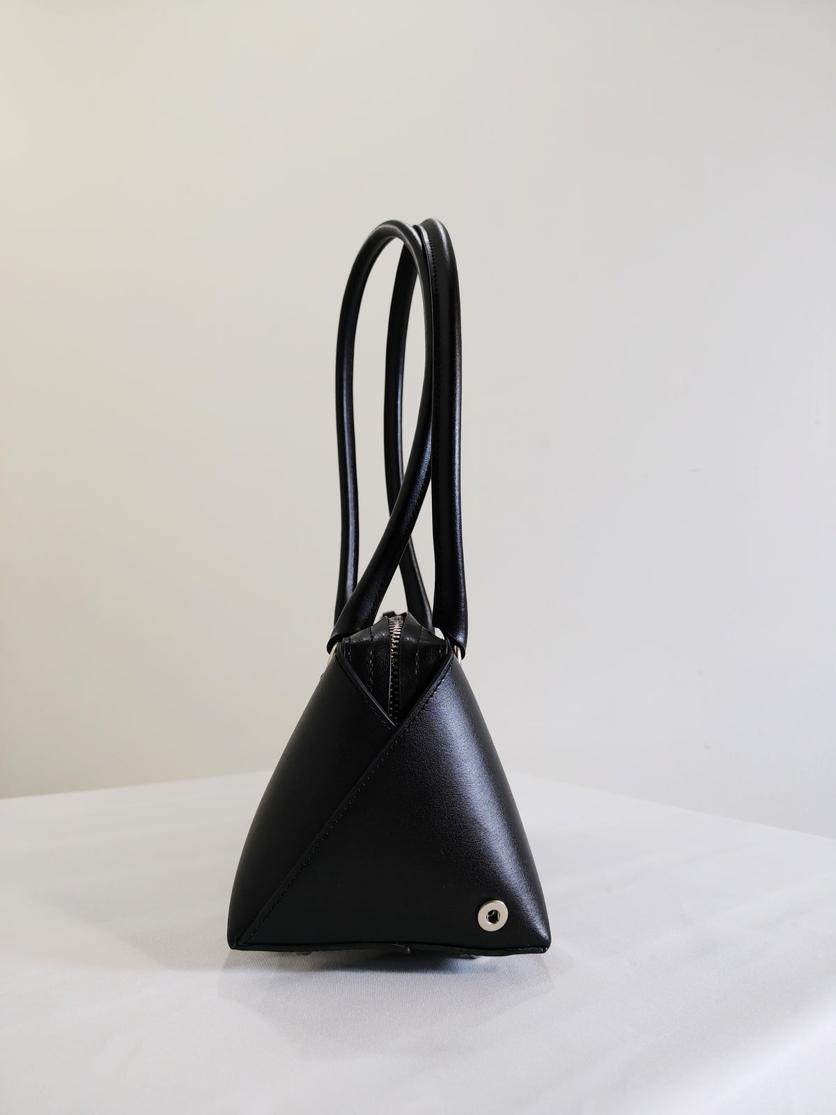 MM⑥ SB6ZH0040  NEW BAULETTO  J  MEDIUM BAG