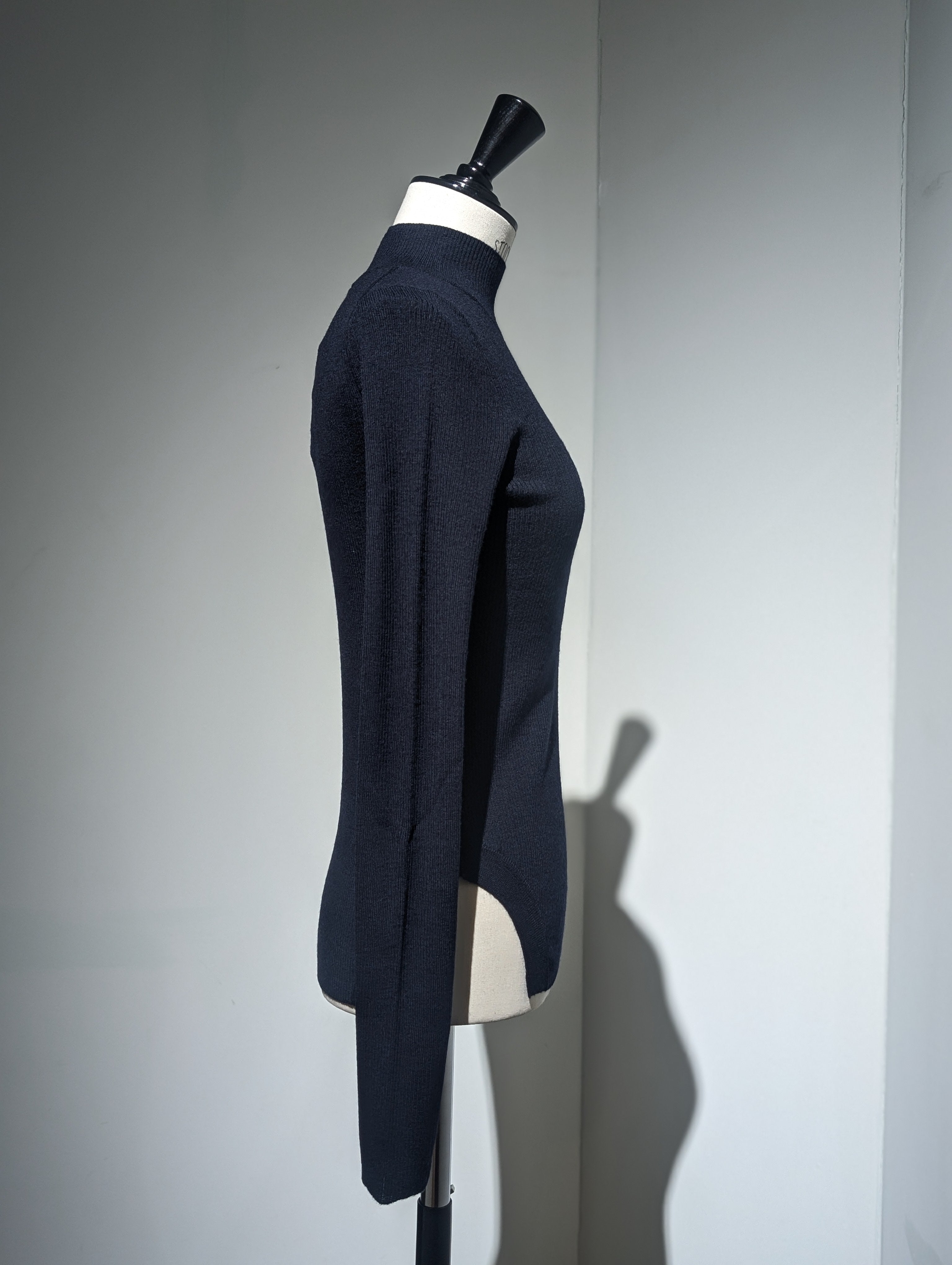 ENFOLD　NECK-HOLE PULLOVER