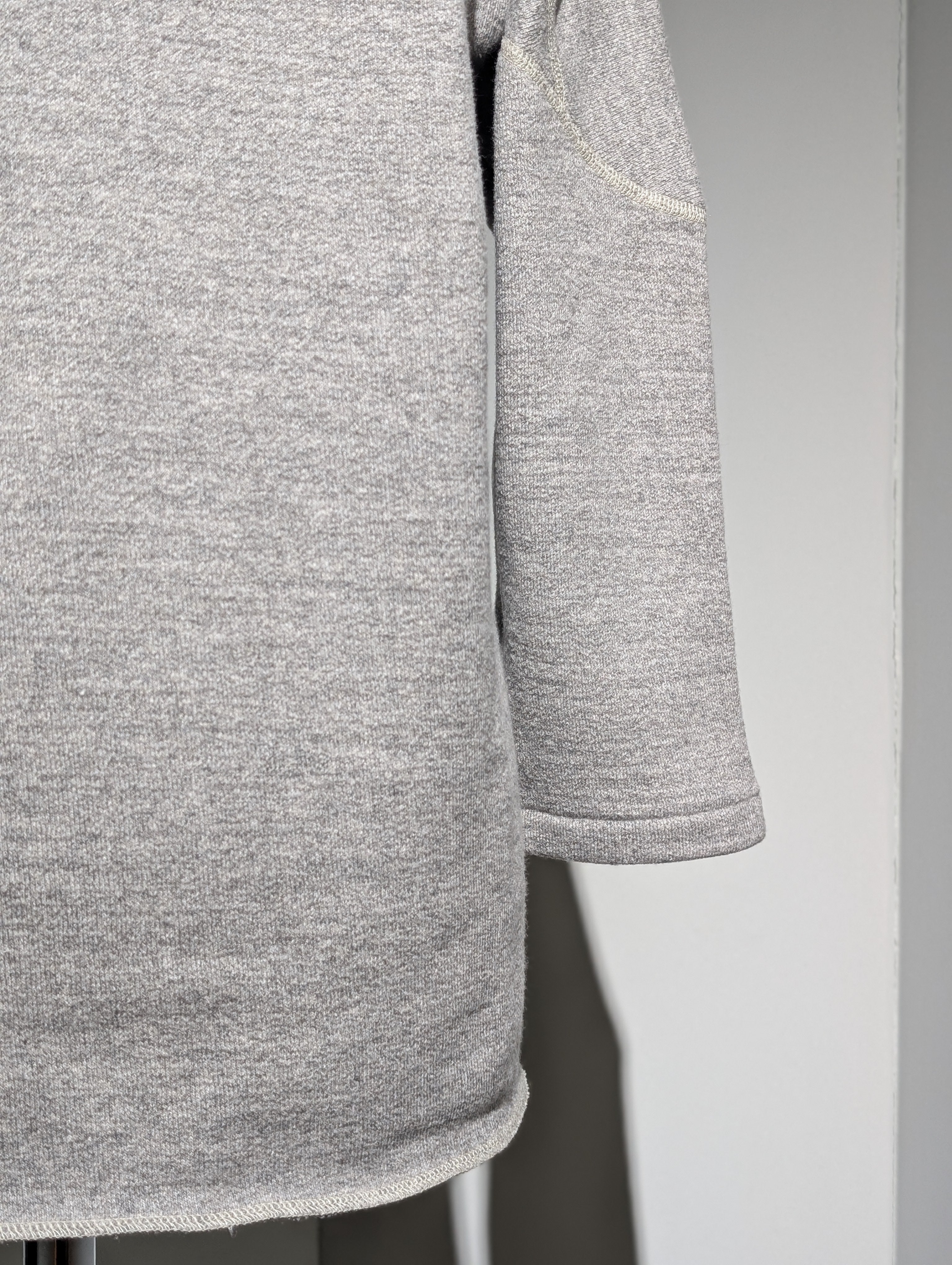 MADISONBLUE  FOOTBALL TEE SWEAT