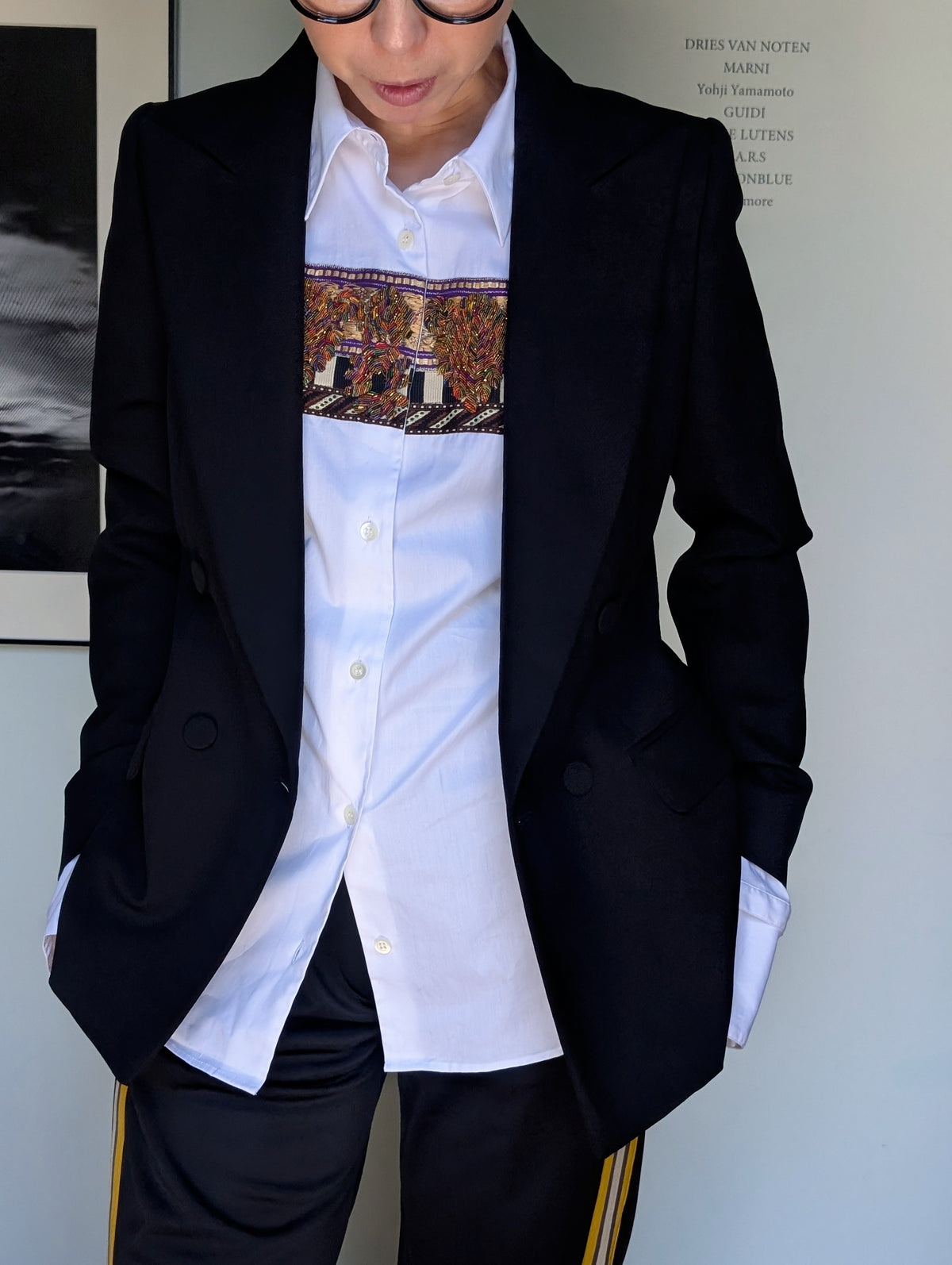 DRIES VAN NOTEN【262-010742】CHLORIS TRIS EMB 4445 W.W.SHIRT