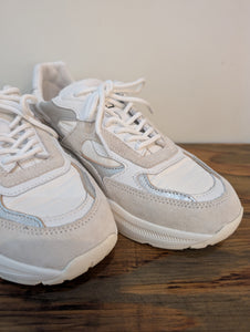 D.A.T.E.【FG SHINY WHITE】