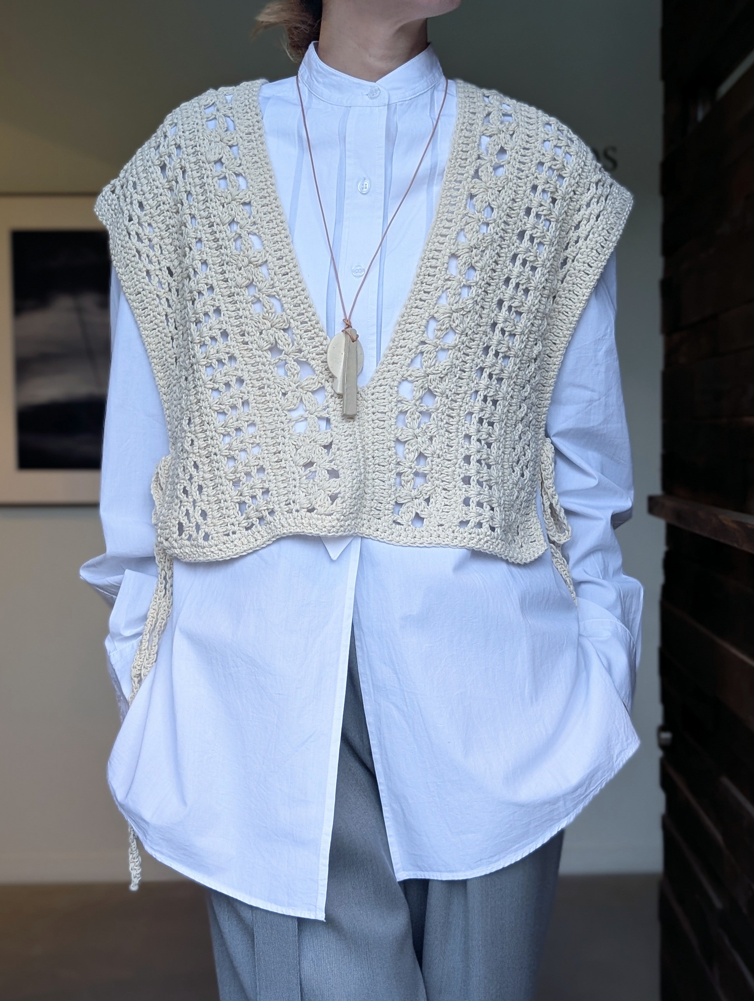 SEEALL SAW63 KN804 CROCHET V TOP