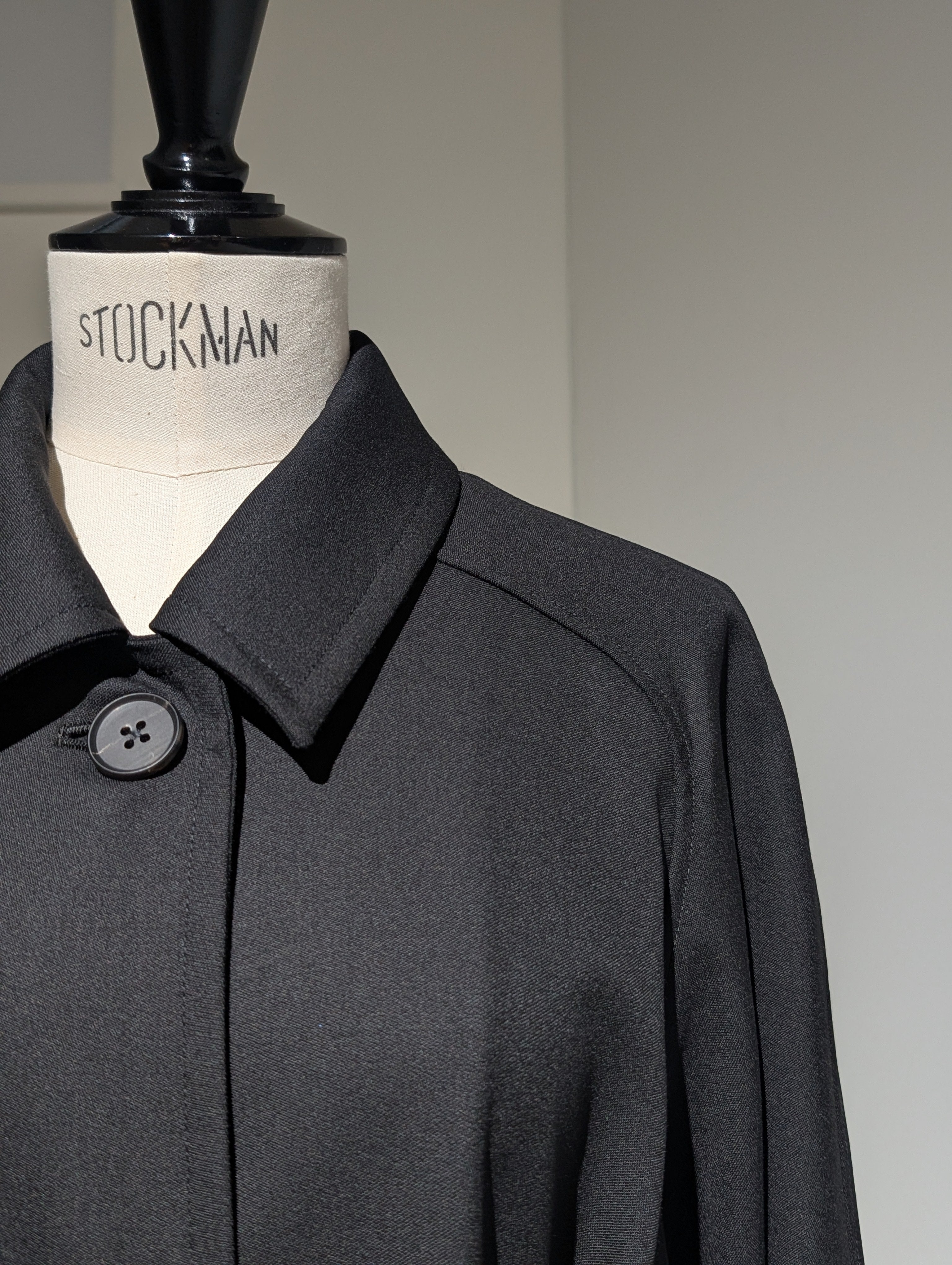 AEHRR 【Draping Yoke Raglan Sleeve Over Coat】
