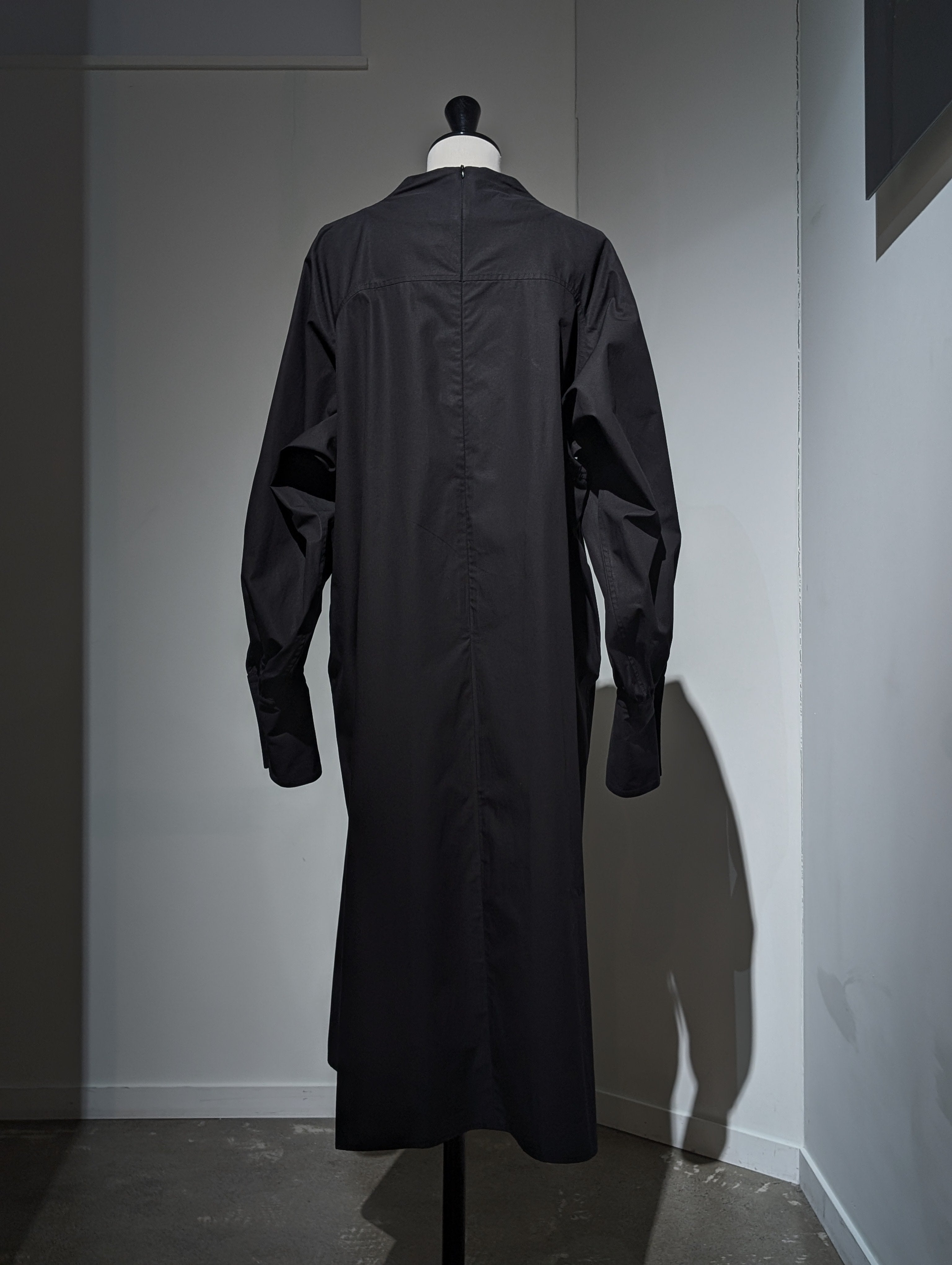 AEHRR 【Draping Yoke Raglan Sleeve V/N OP】