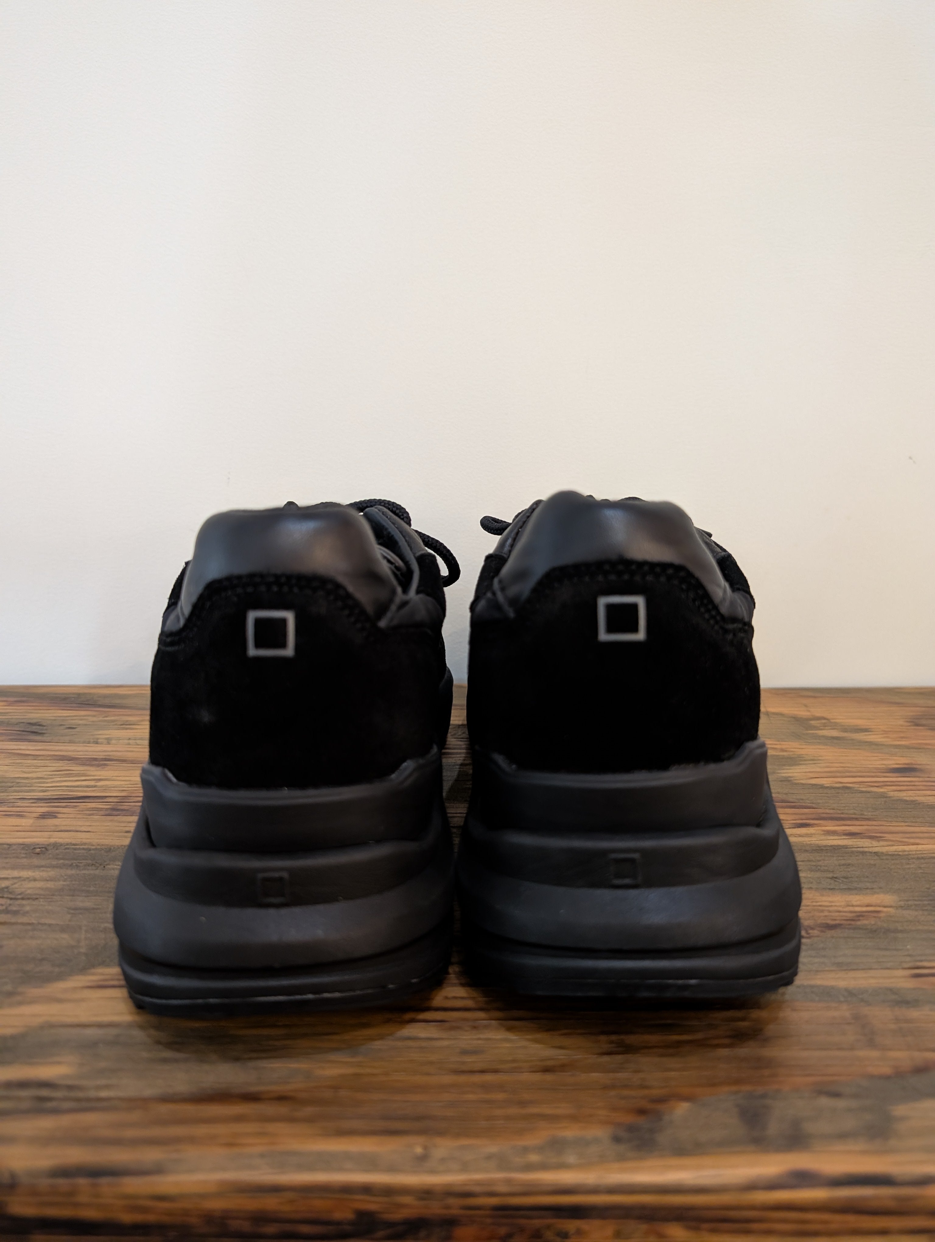 D.A.T.E.【FG SHINY BLACK】