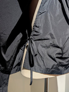 LUTZ HUELLE  TWIST TOP