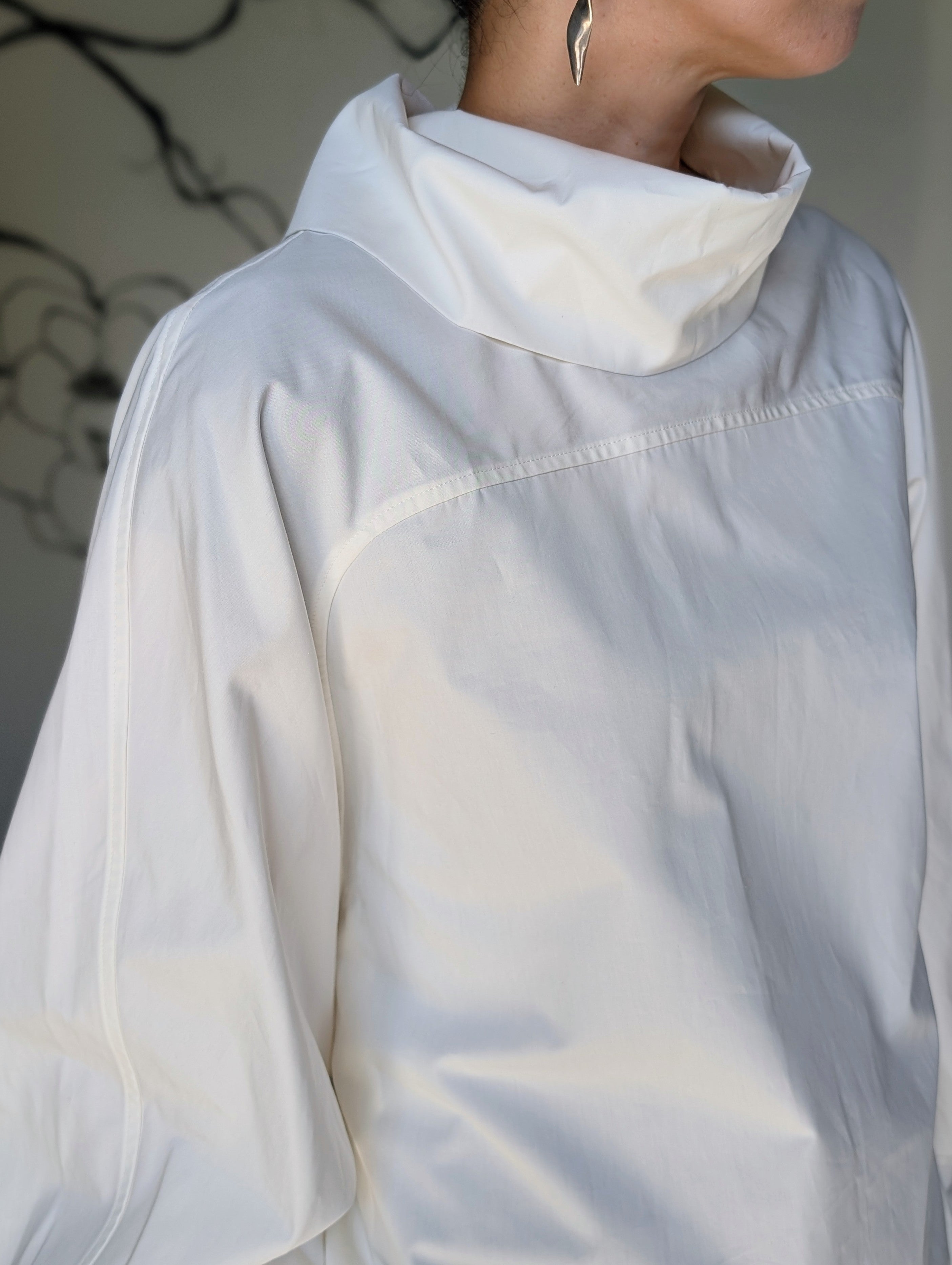 AEHRR 【Draping Yoke Raglan Sleeve Pullover Turtle Shirt】