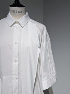 ENFOLD LAYERED HALF‐SLEEVES SHIRT