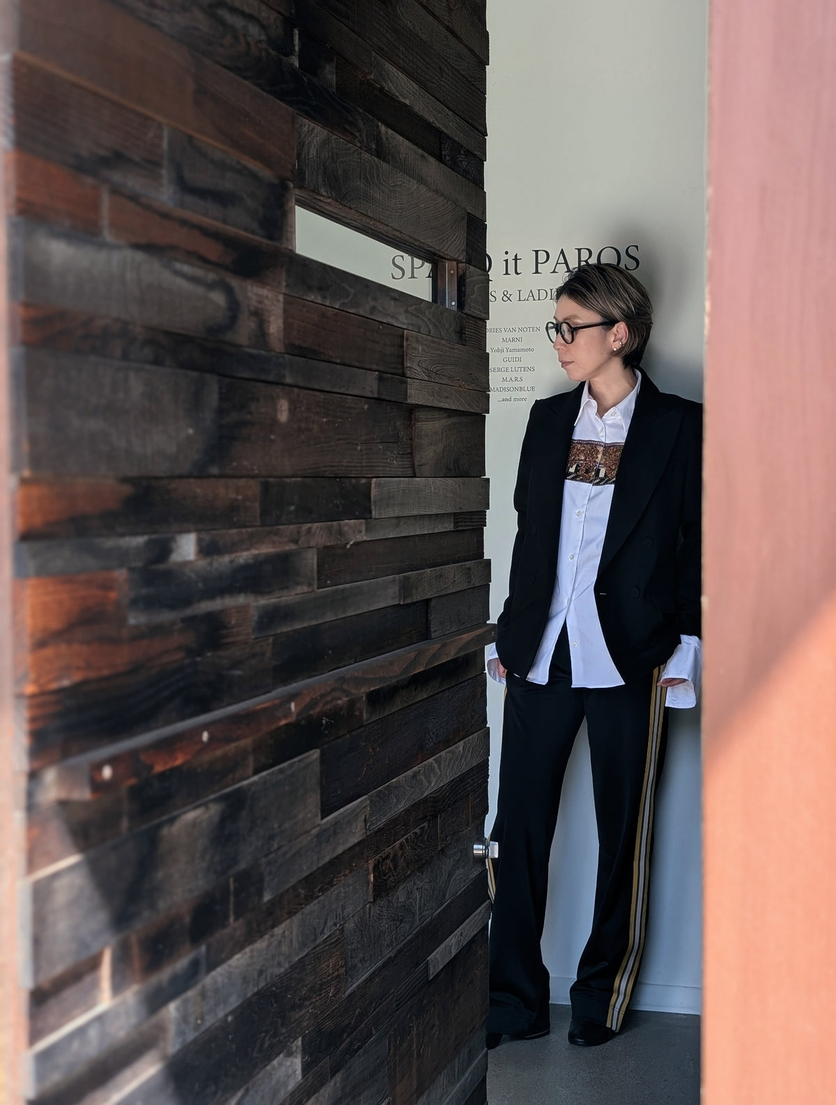 DRIES VAN NOTEN【262-010742】CHLORIS TRIS EMB 4445 W.W.SHIRT