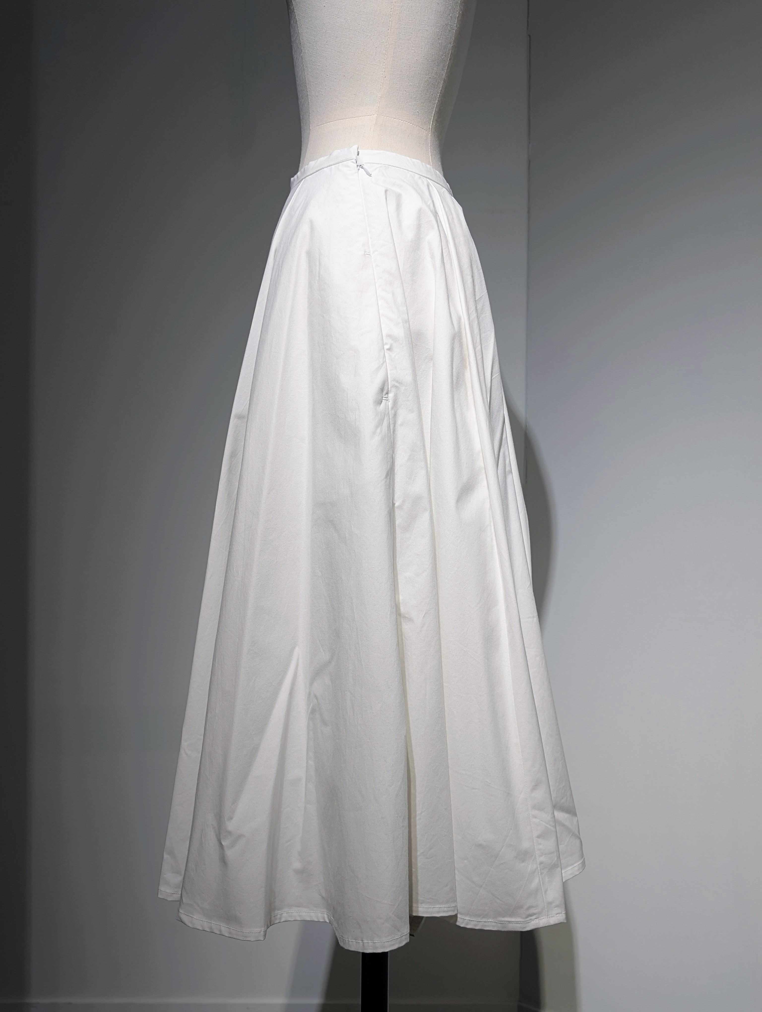 MADISONBLUE   TUCKED MI-MOLLET FLARE SKIRT