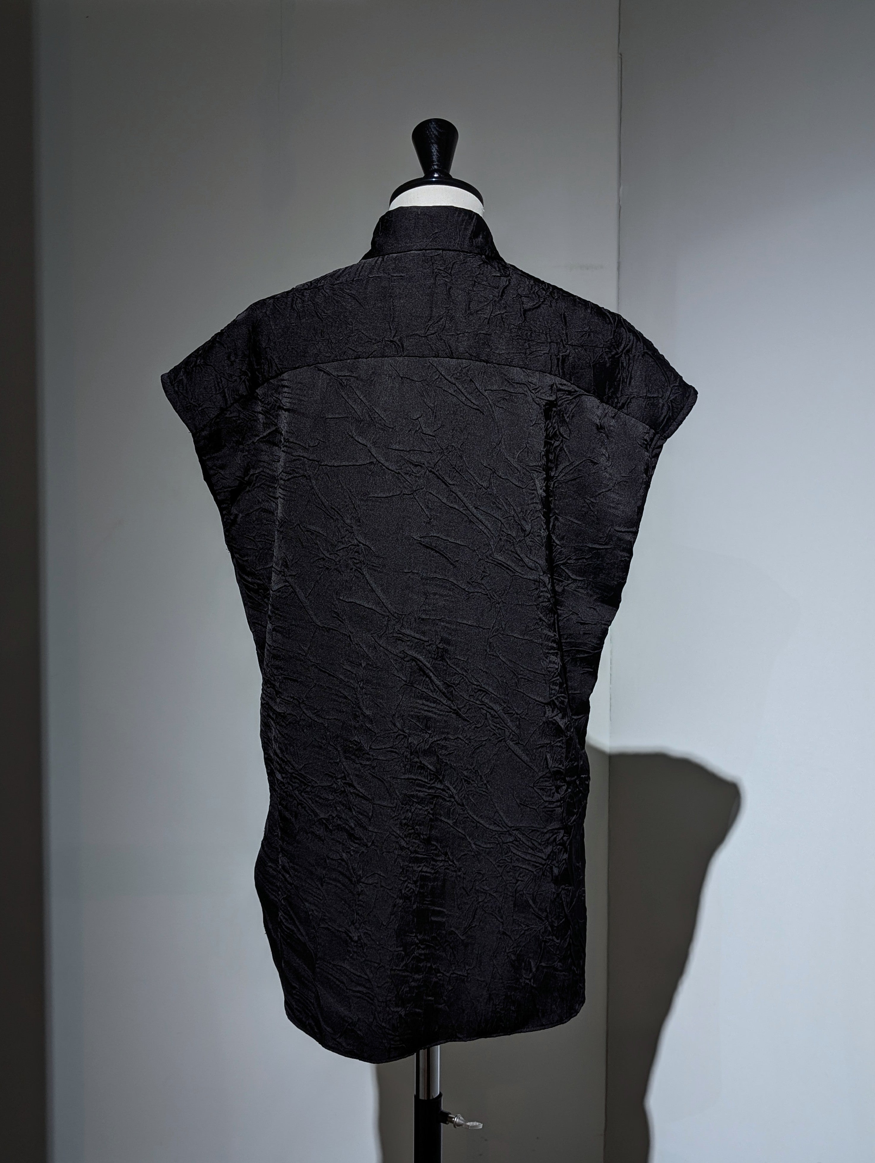 MADISONBLUE  J.BRADLEY SLEEVELESS SHIRT SATIN