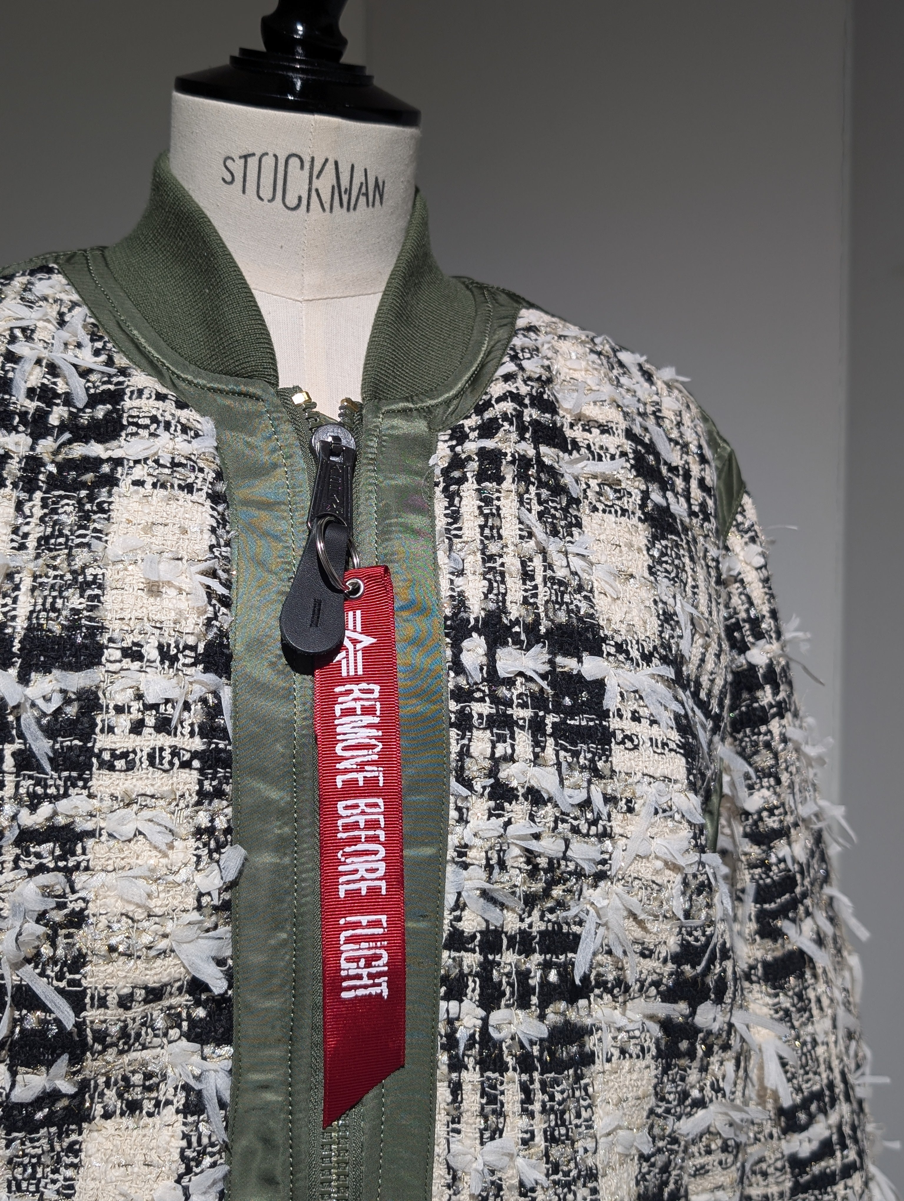 LUTZ HUELLE  PATCH BOMBER V2