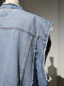 QUIITO RANDOM VEST