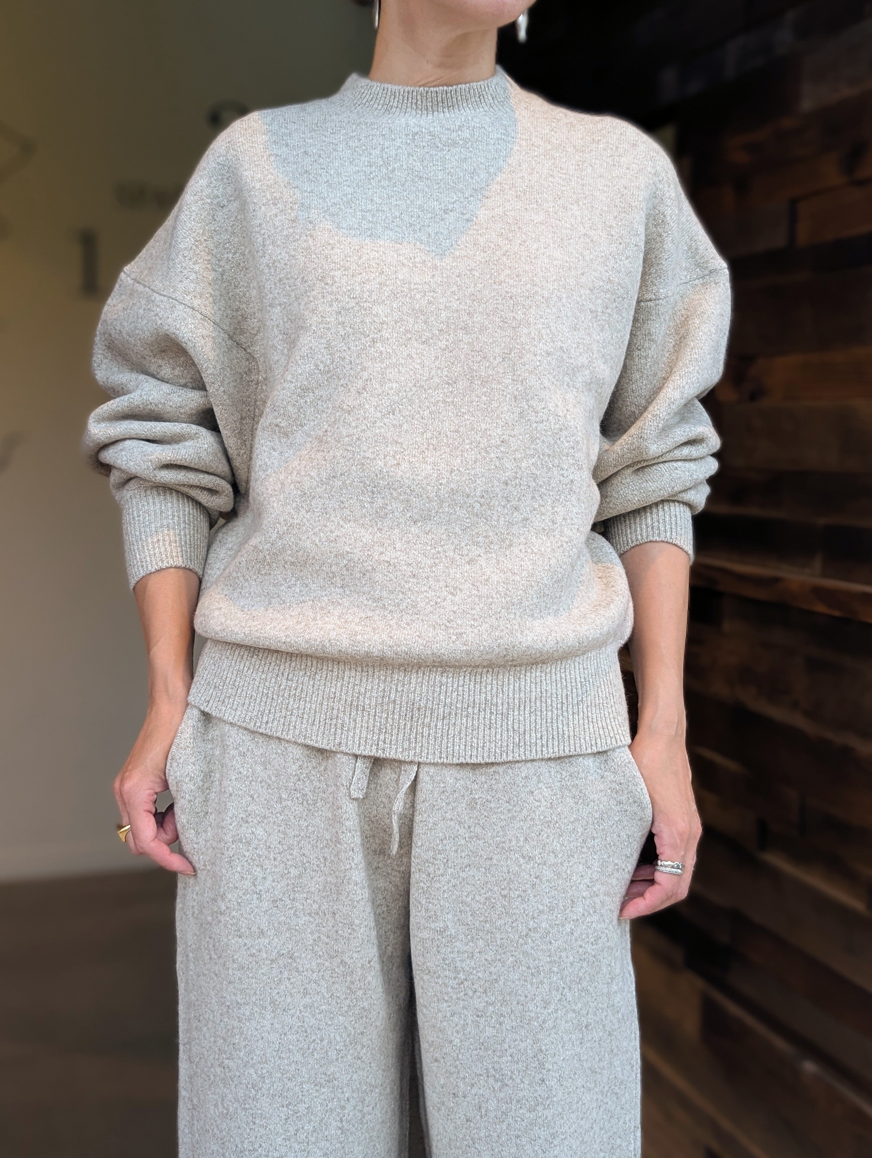 AEHRR 【Draping C/N PullOver】