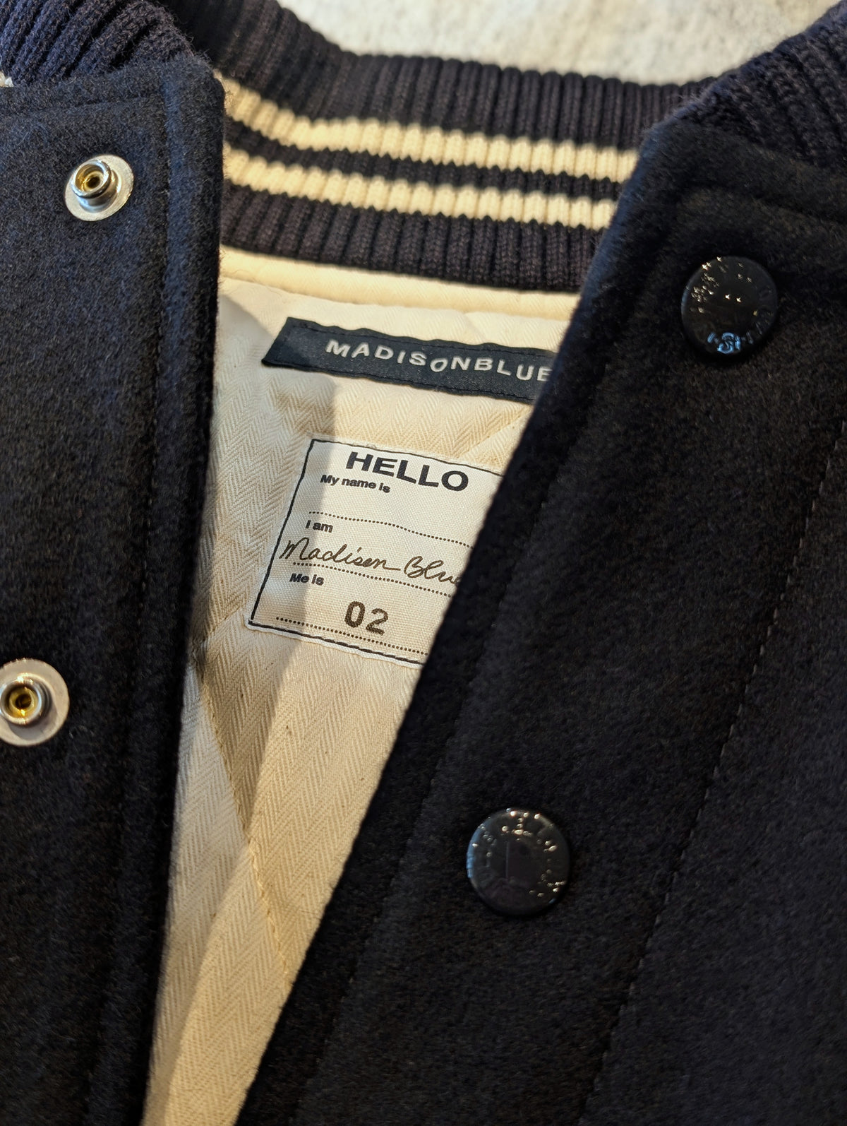 MADISONBLUE  COMPACT STADIUM BOMBER JK