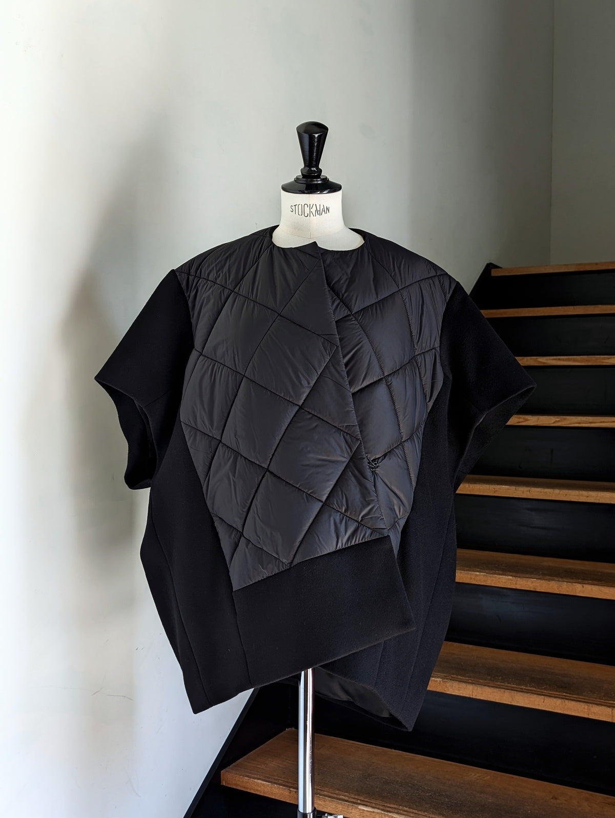 LUTZ HUELLE  ARMOUR VEST