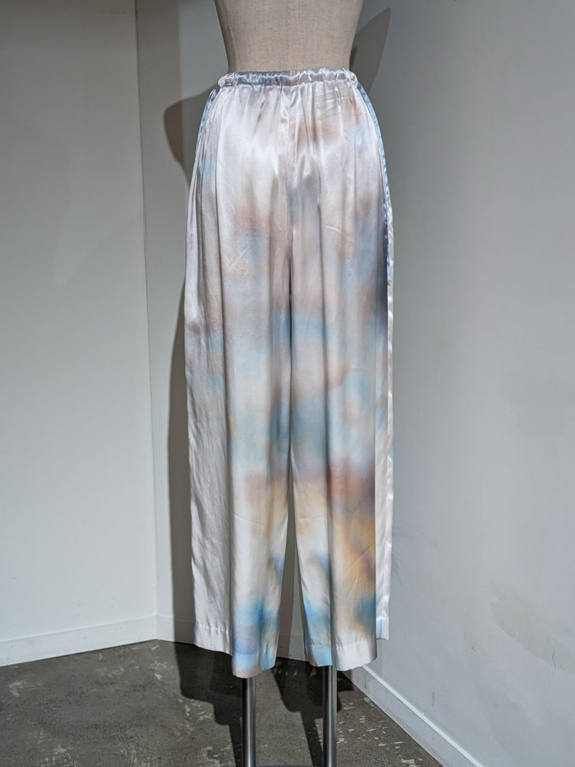 ENFOLD DRAWSTRING WIDE-PANTS