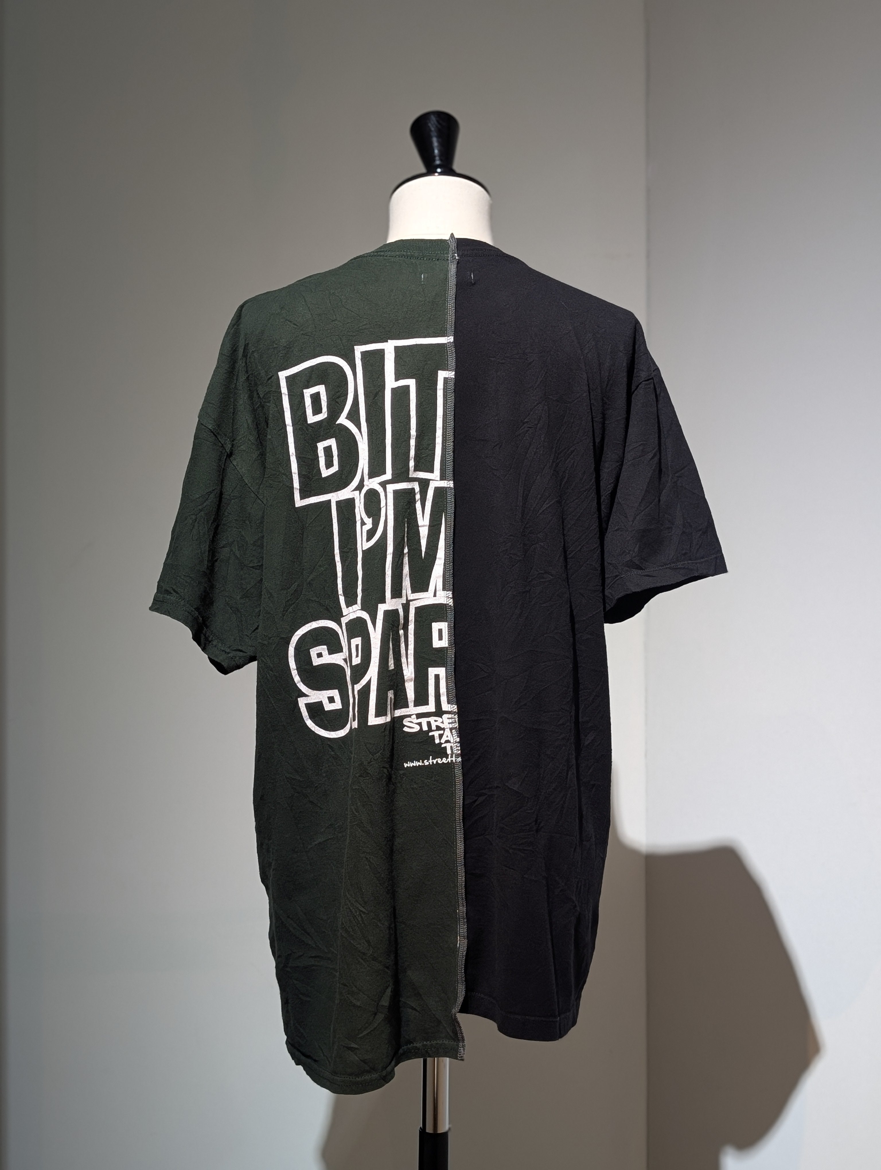 QUIITO HALF LOGO TEE
