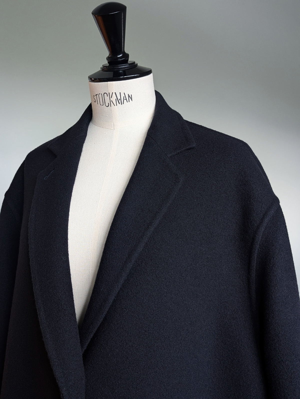 AEHRR 【012 Draping Oval Chester Coat】