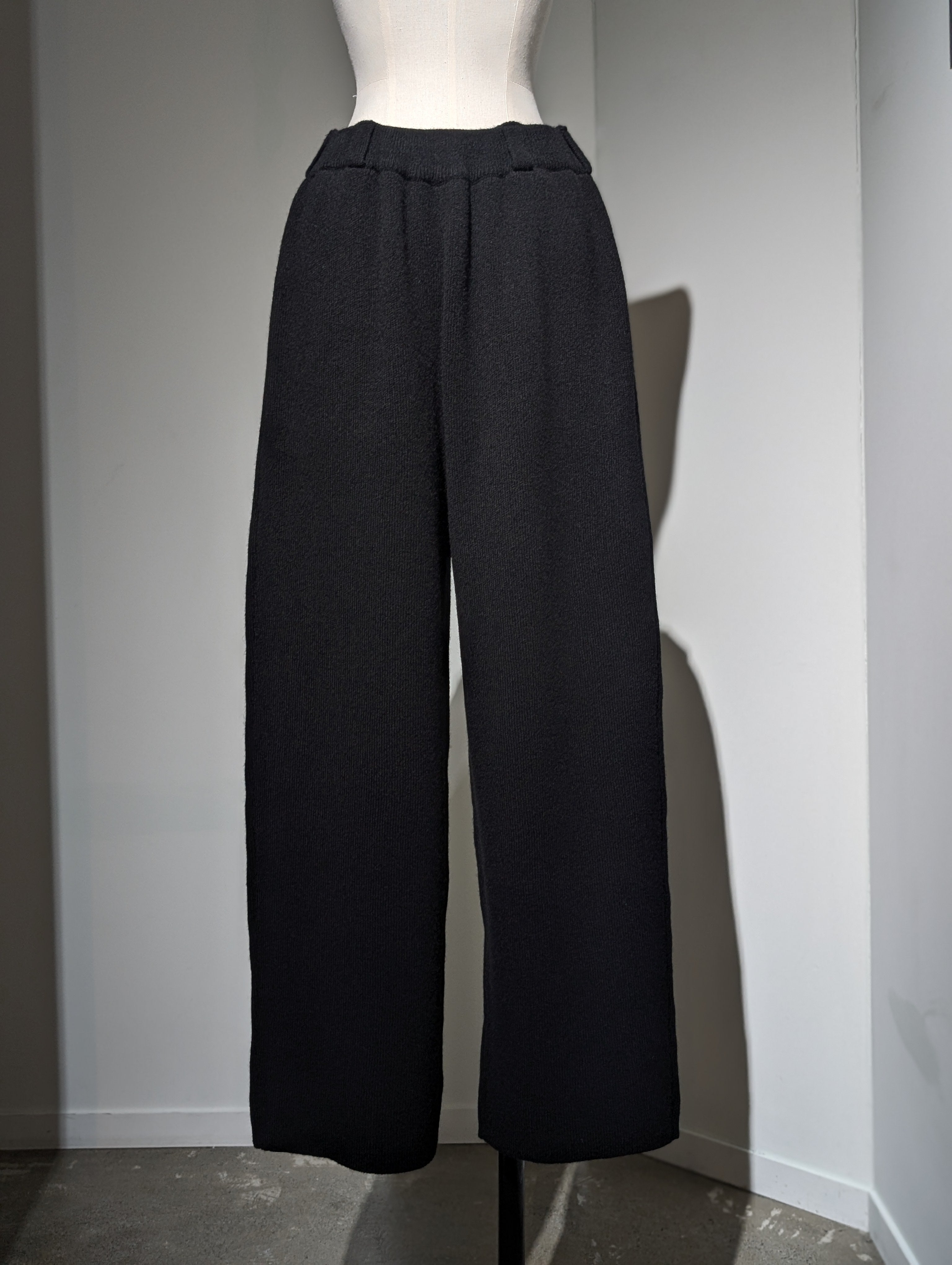 SEEALL  SAW51 KJ606S (YAK SMOOTH) KNIT ESSENTIAL PANTS
