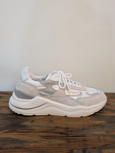 D.A.T.E.【FG SHINY WHITE】