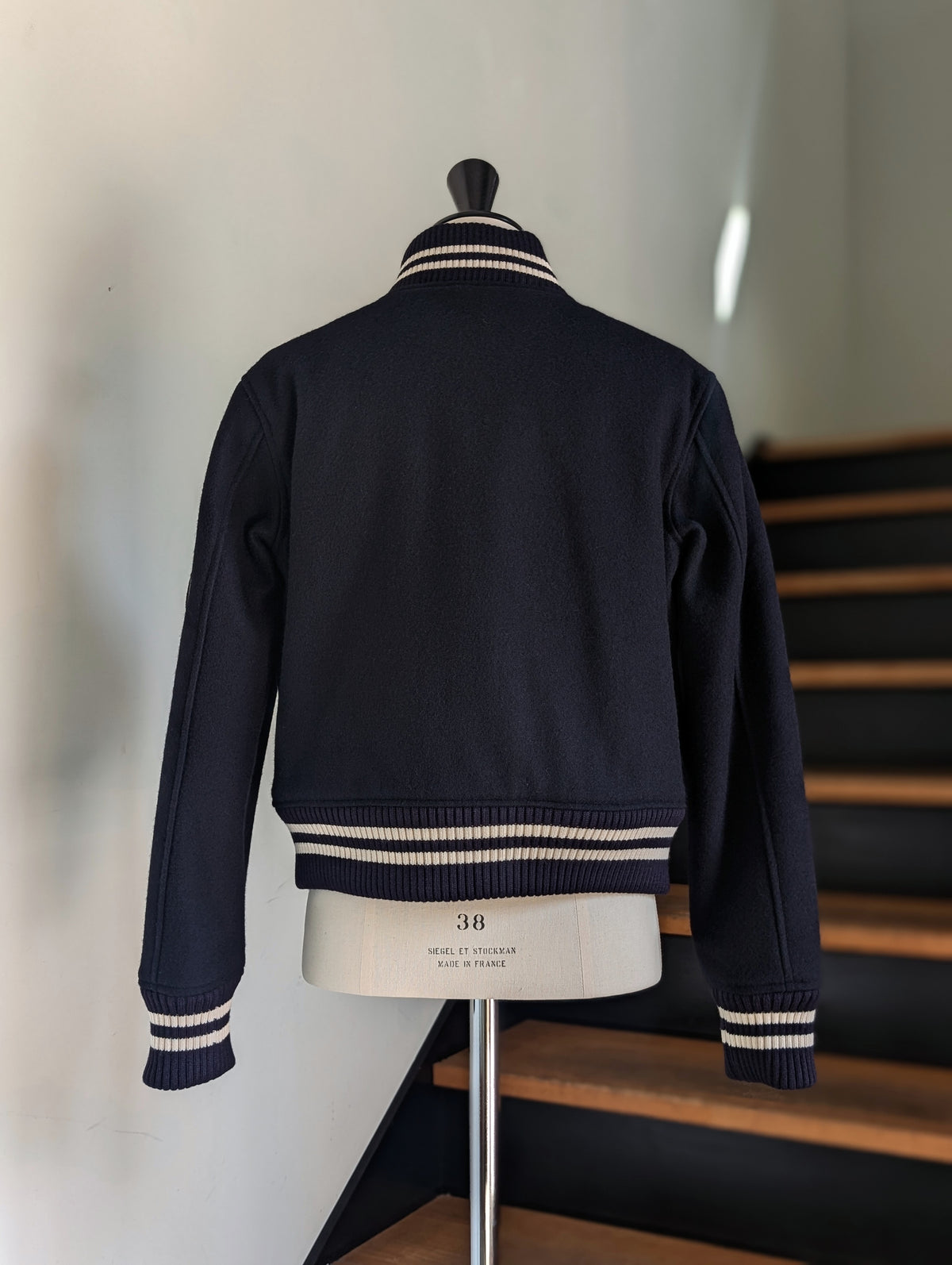 MADISONBLUE  COMPACT STADIUM BOMBER JK